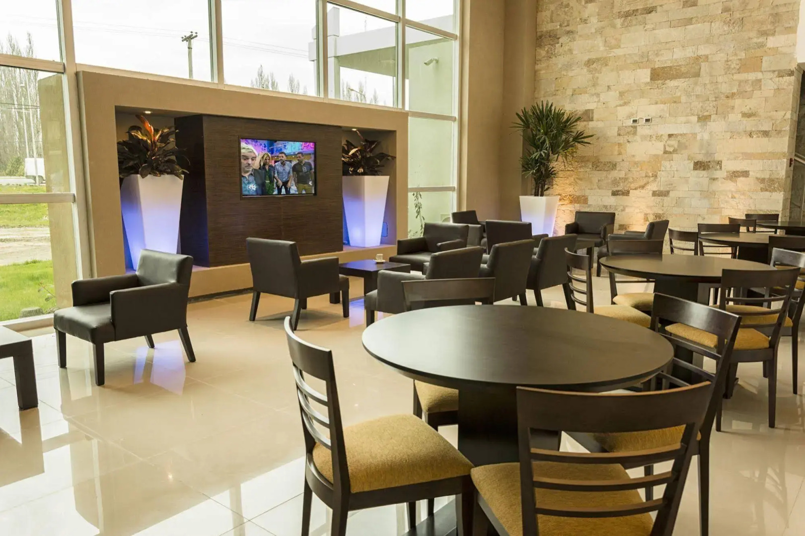 Howard Johnson by Wyndham Neuquen