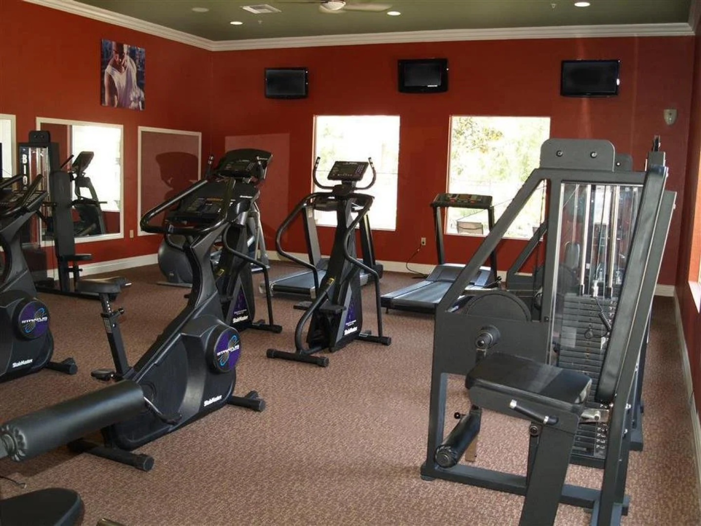 Execustay Amli At Empire Lakes