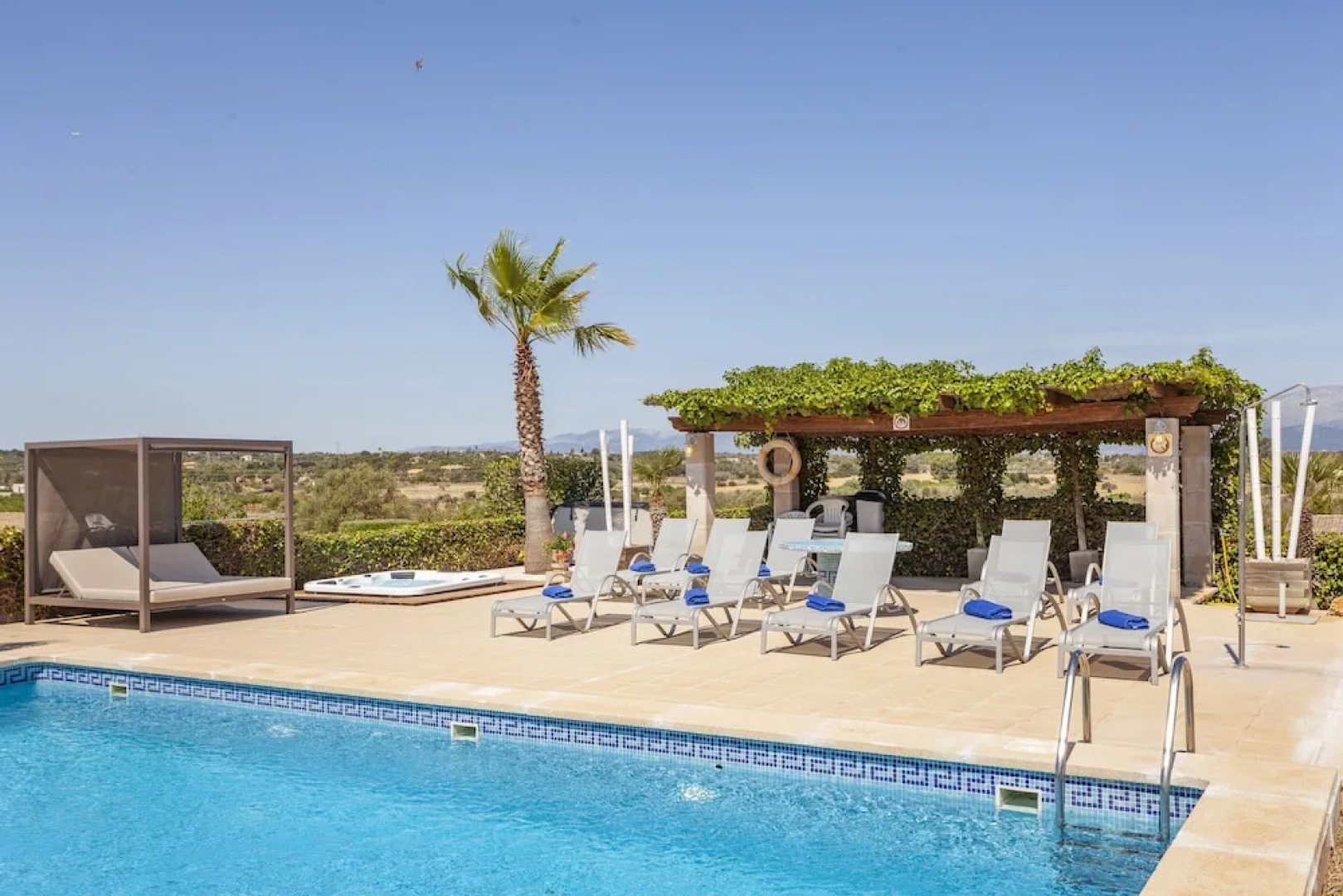 Villa in Can Picafort, Located in the Countryside, Near the Beach, has 5 Bedroom