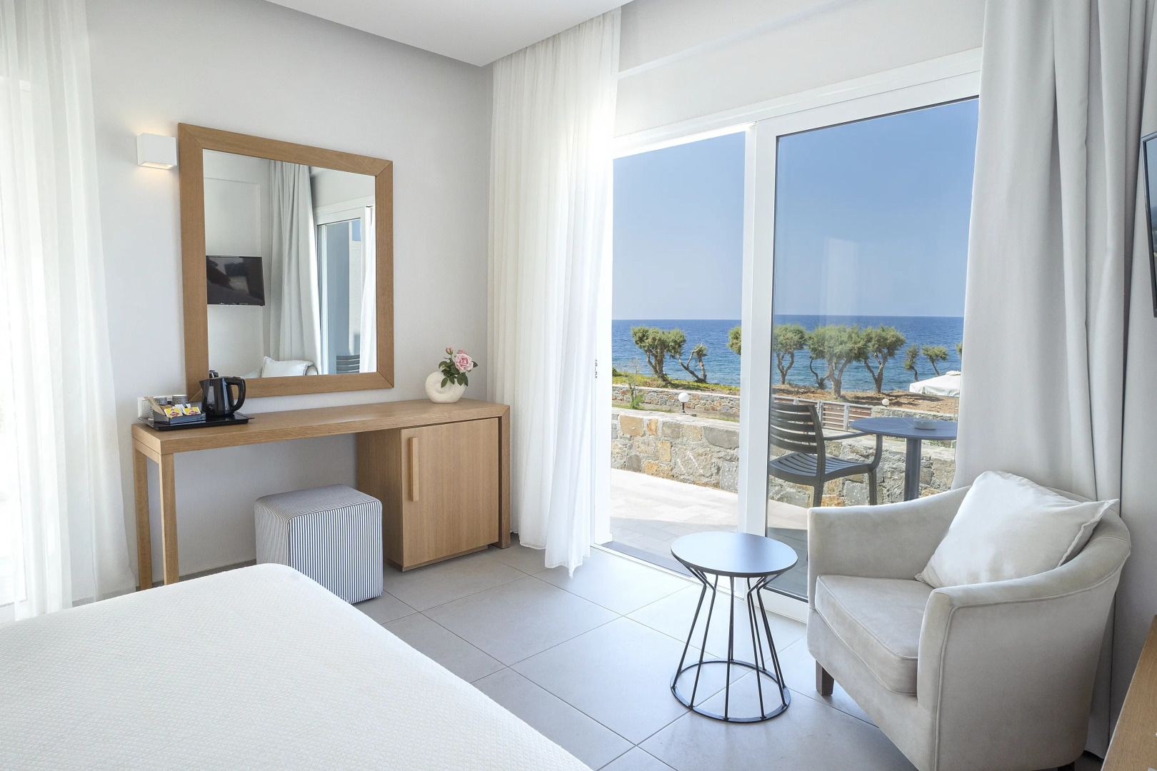 Maritimo Beach Hotel