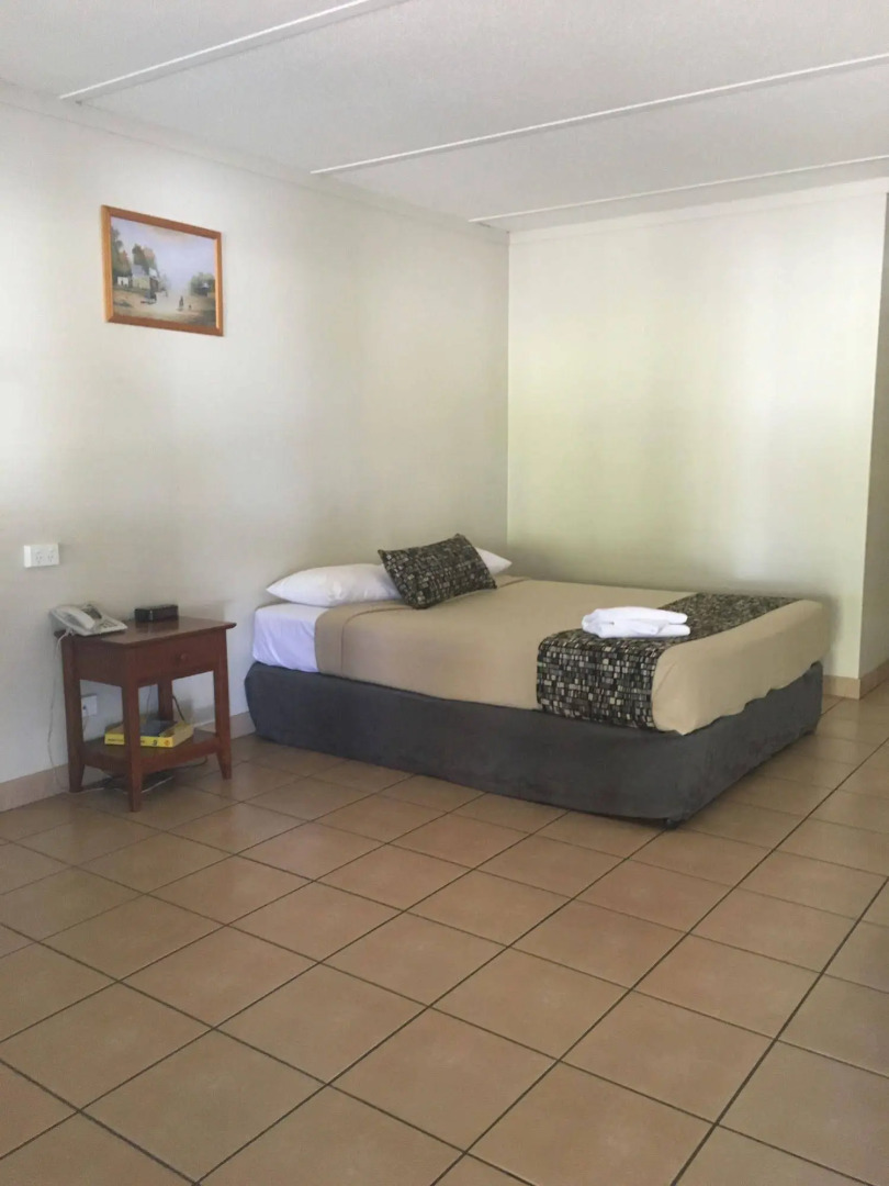 Black Nugget Hotel Motel