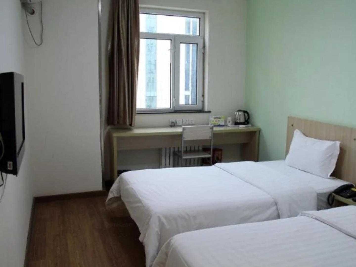 7 Days Inn Weihai High-Speed Rail & Bus Station Hotel