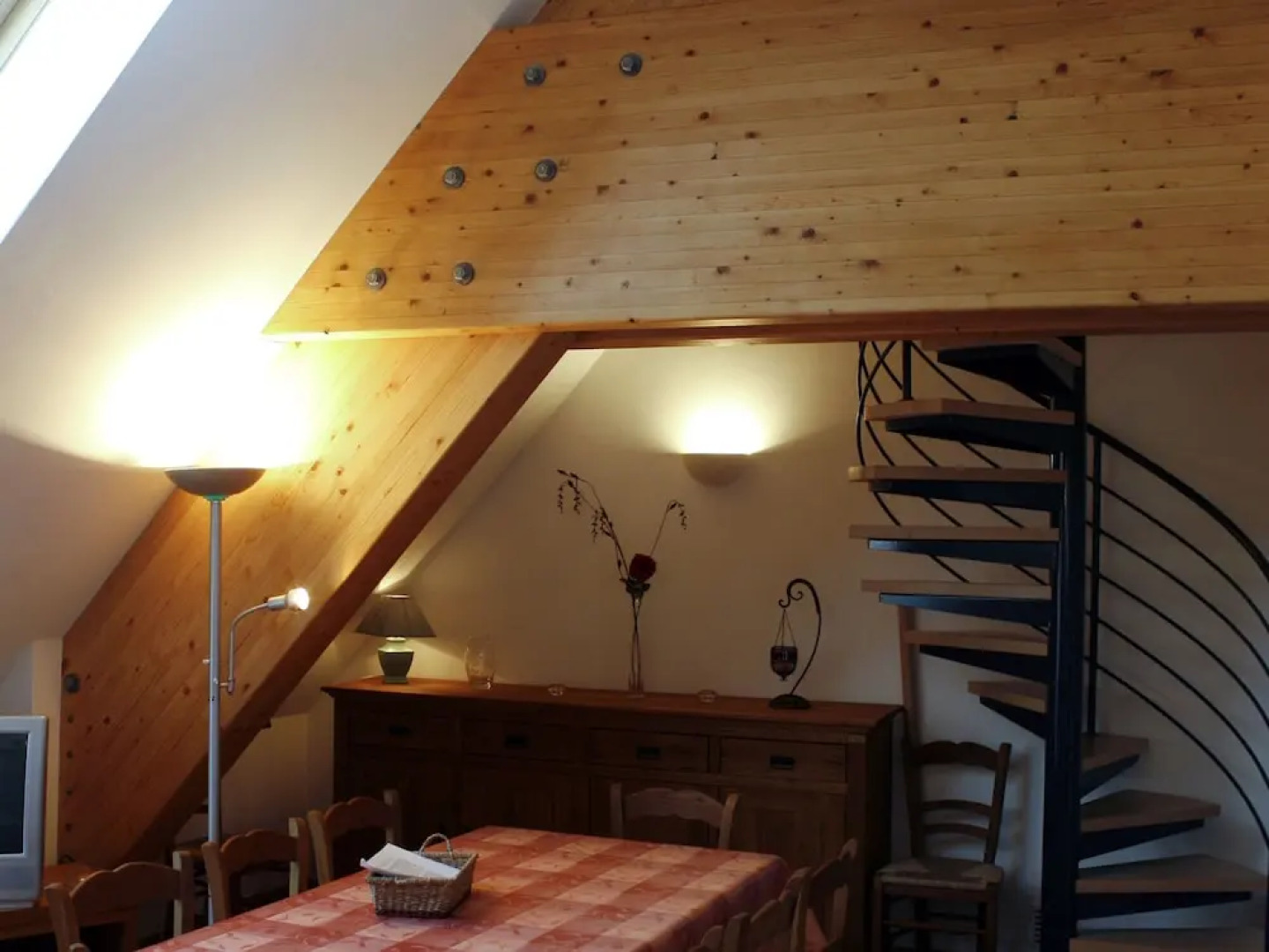 Unique Mansion in Macon With Garden