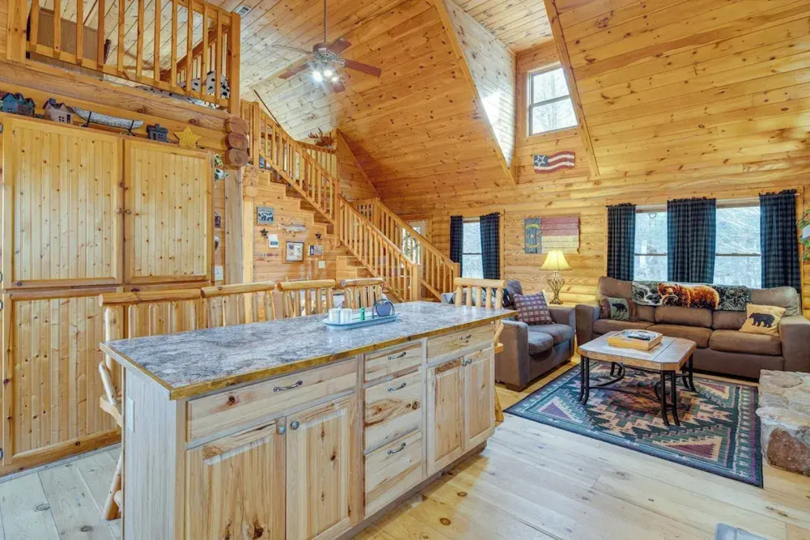 Pet-friendly Cabin w/ Loft: 5 Mi to Lake Lure!