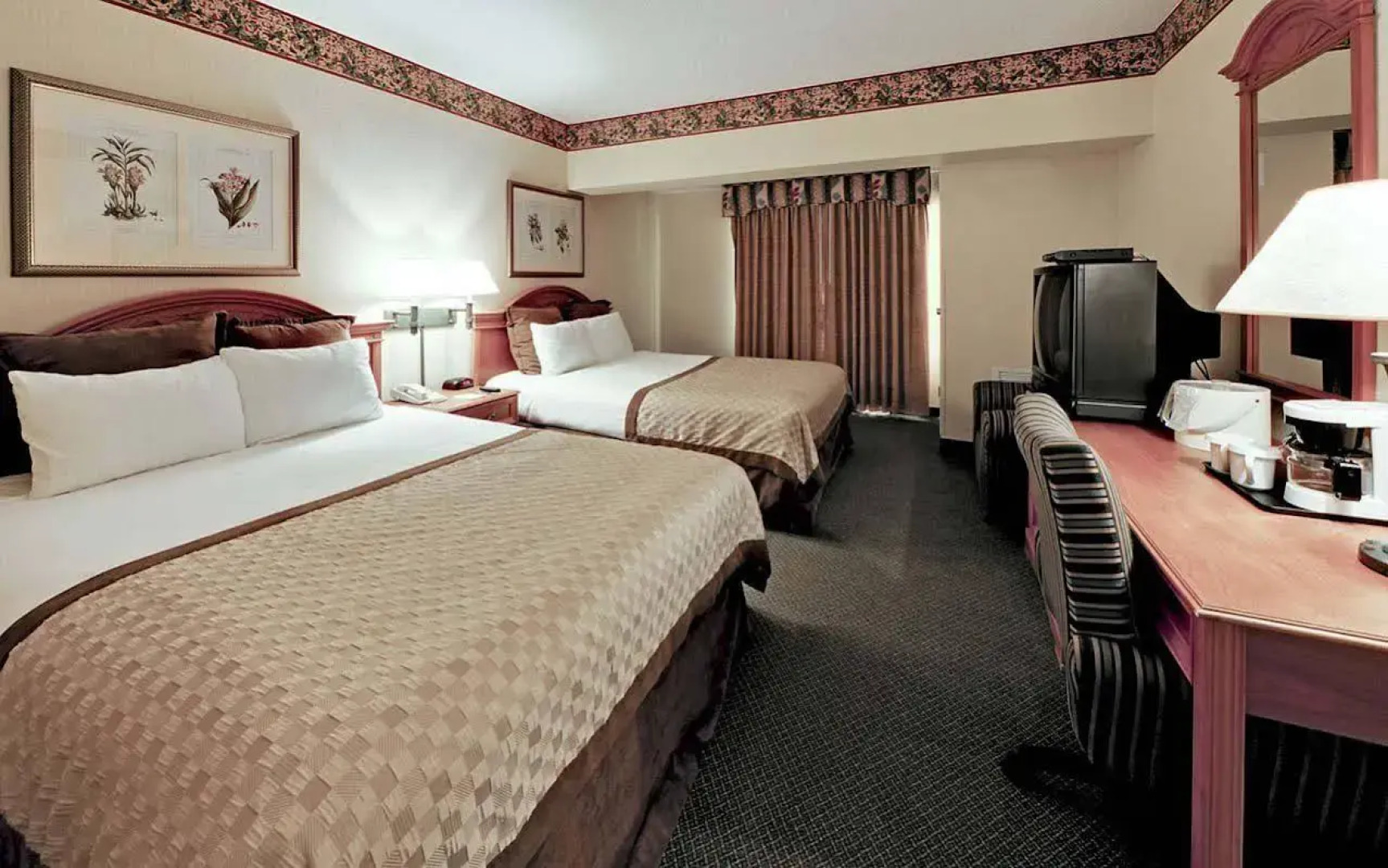 staySky Suites - I Drive Orlando