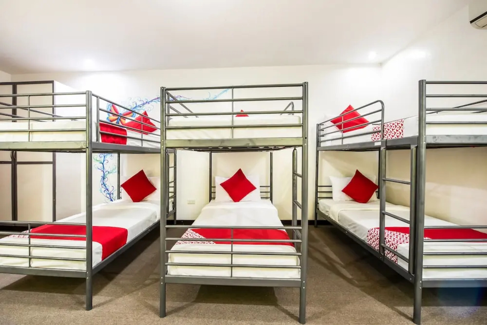 Modern Peak Suites & Resorts by OYO Rooms