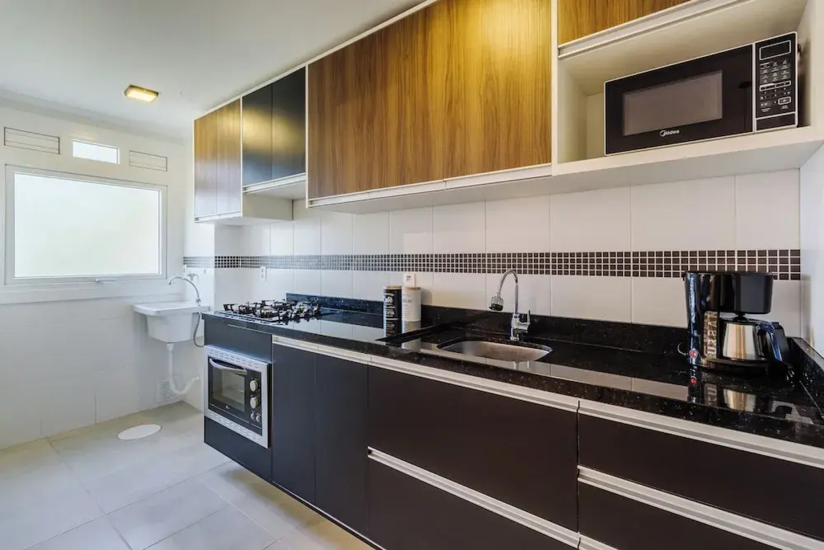 Cozy and Well-located Apartment in POA - Rfa303