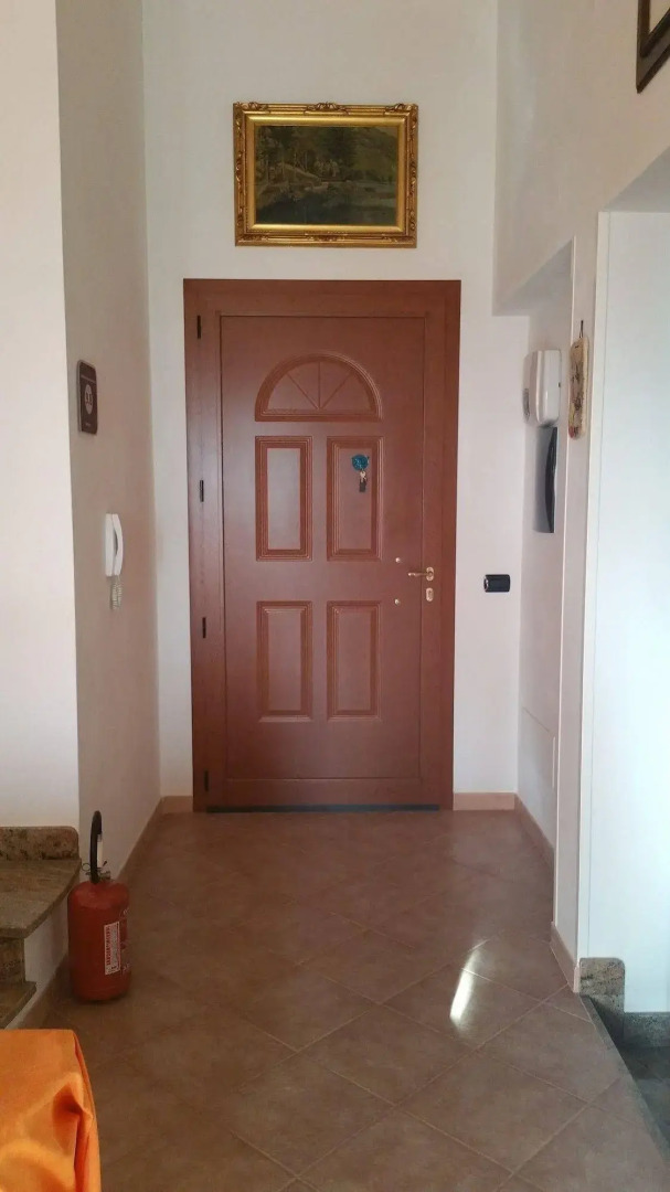 Artistika Golden Apartment