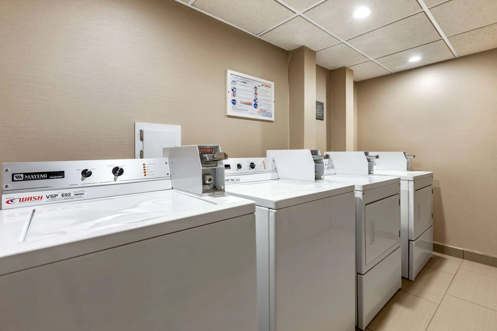 Comfort Inn Lansing West