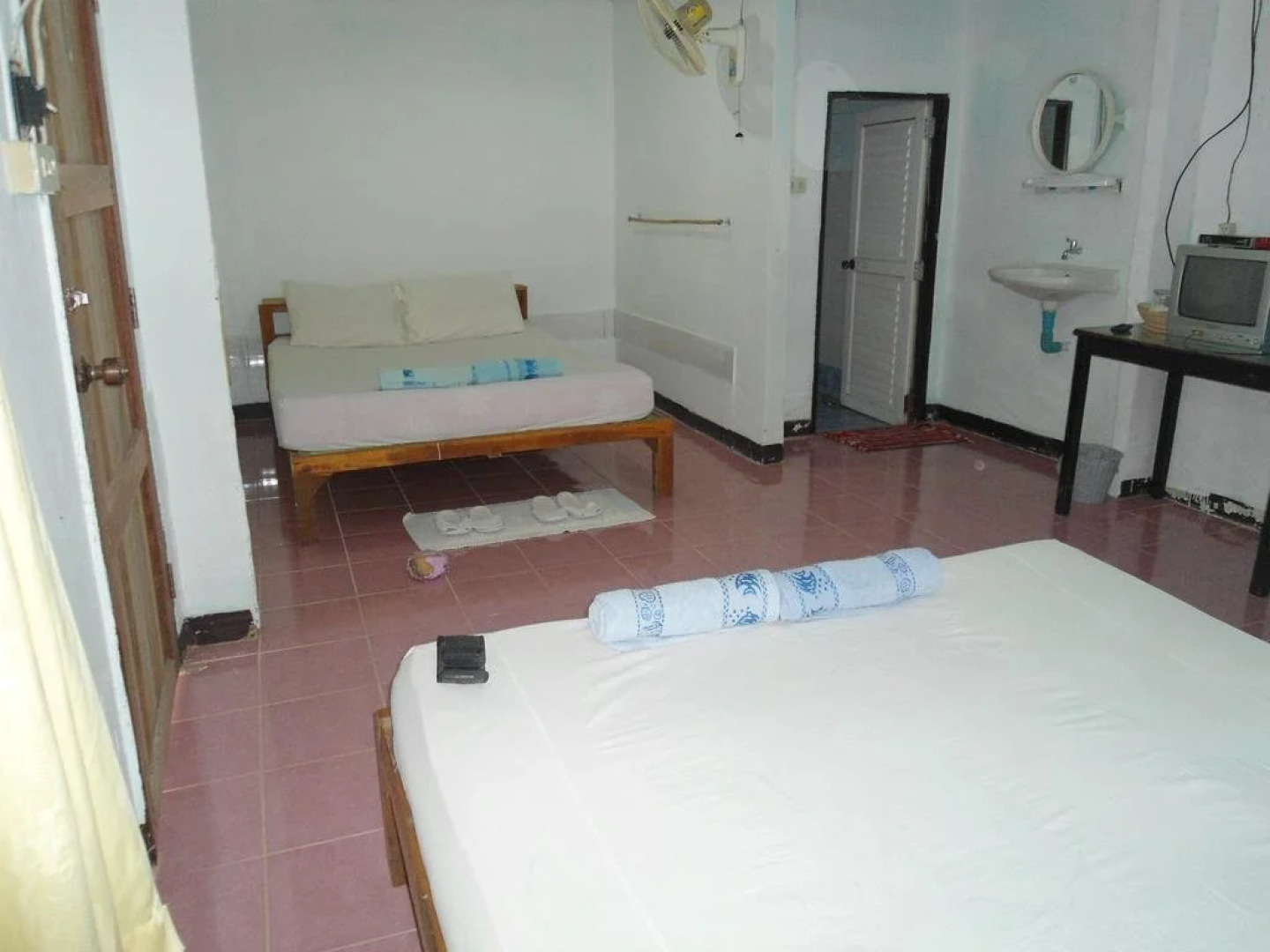 Khura Buri Tararin Resort