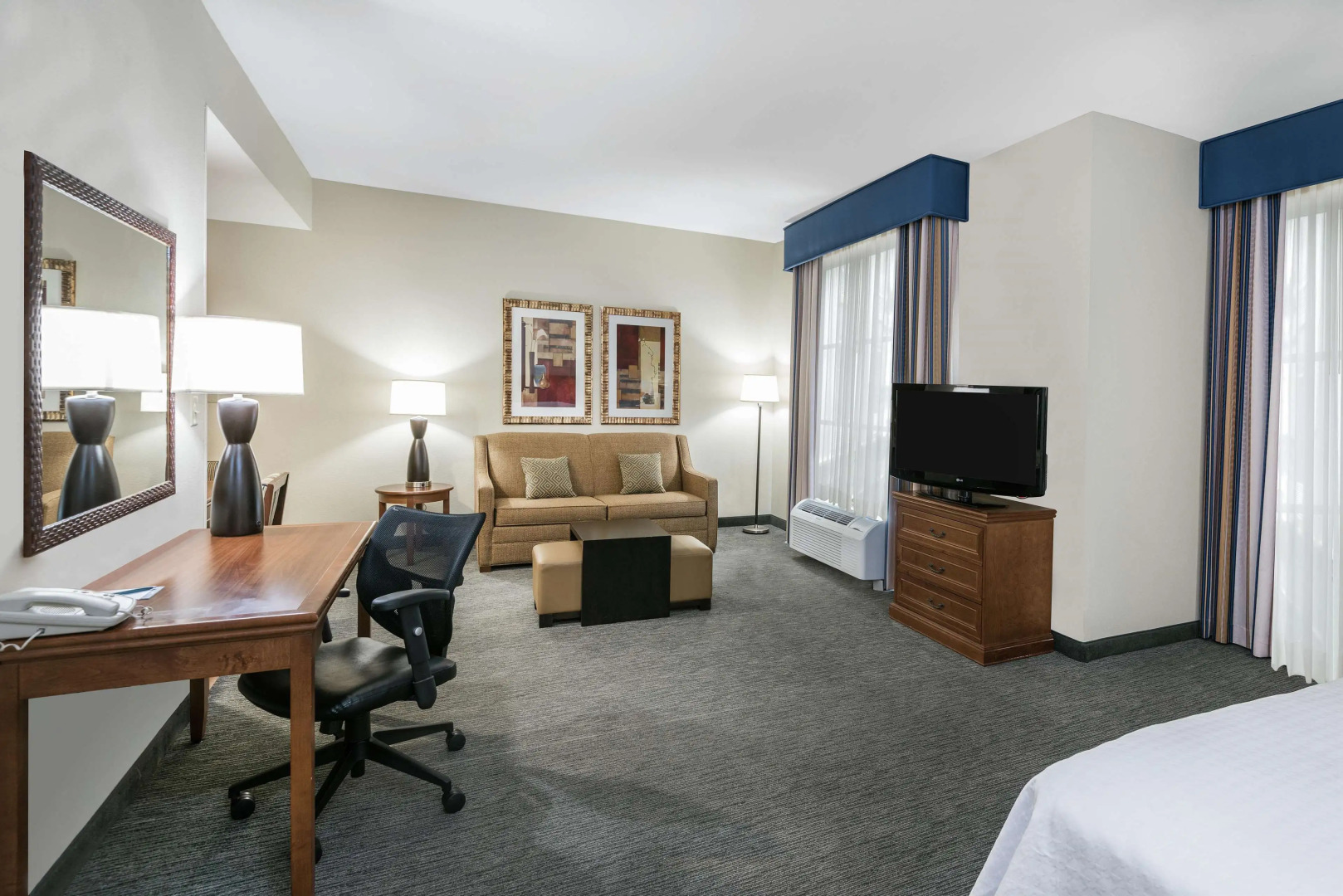 Homewood Suites by Hilton Laredo at Mall del Norte