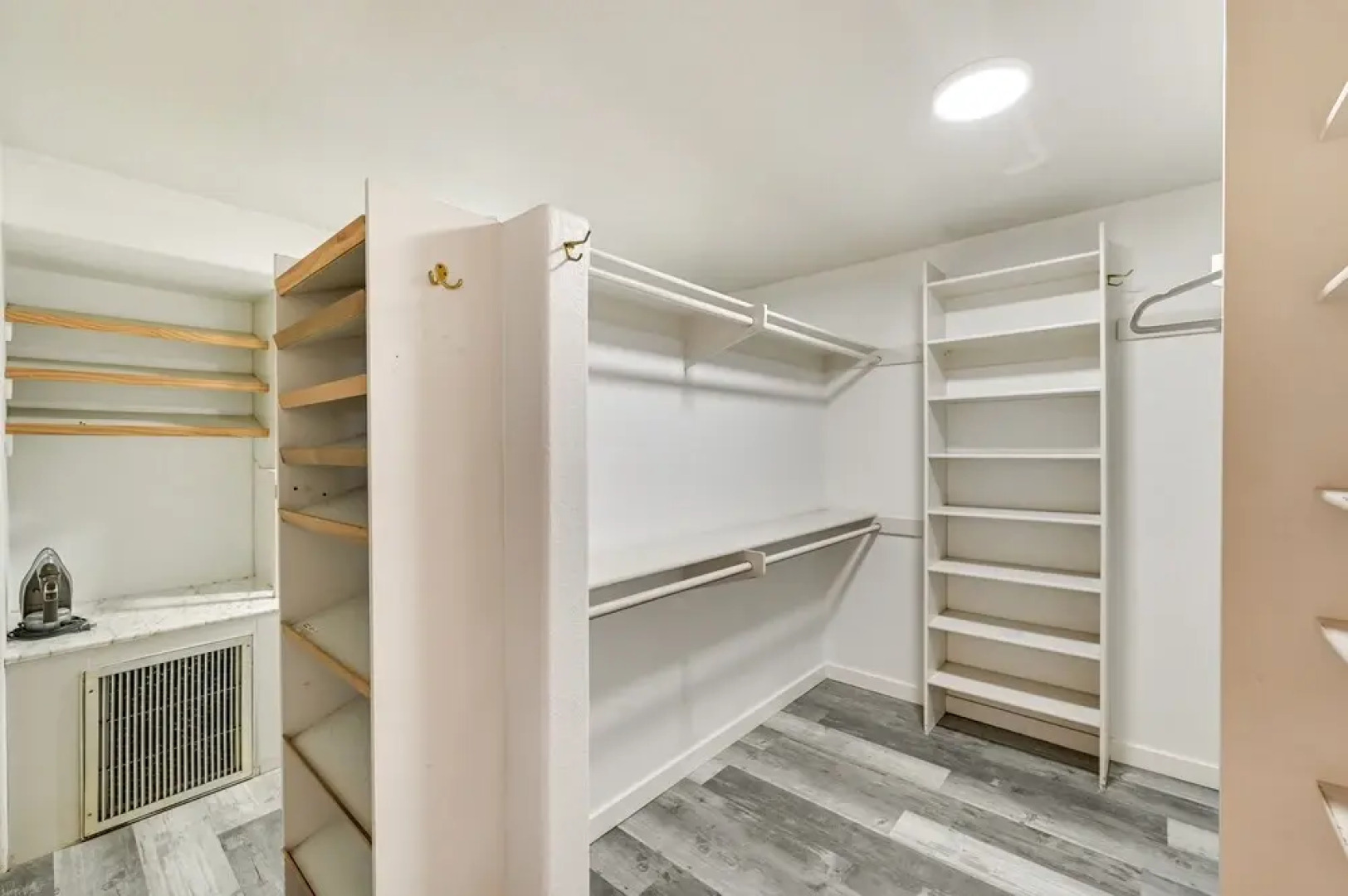 El Cajon Home w/ Pool & Views: 15 Mi to San Diego!