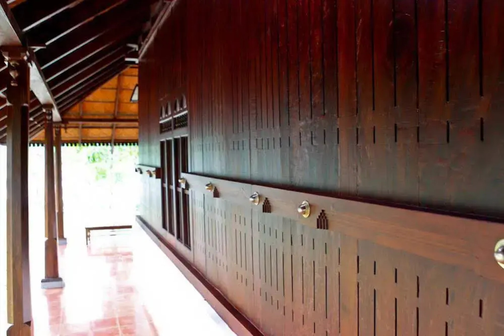 The Quiet by the river