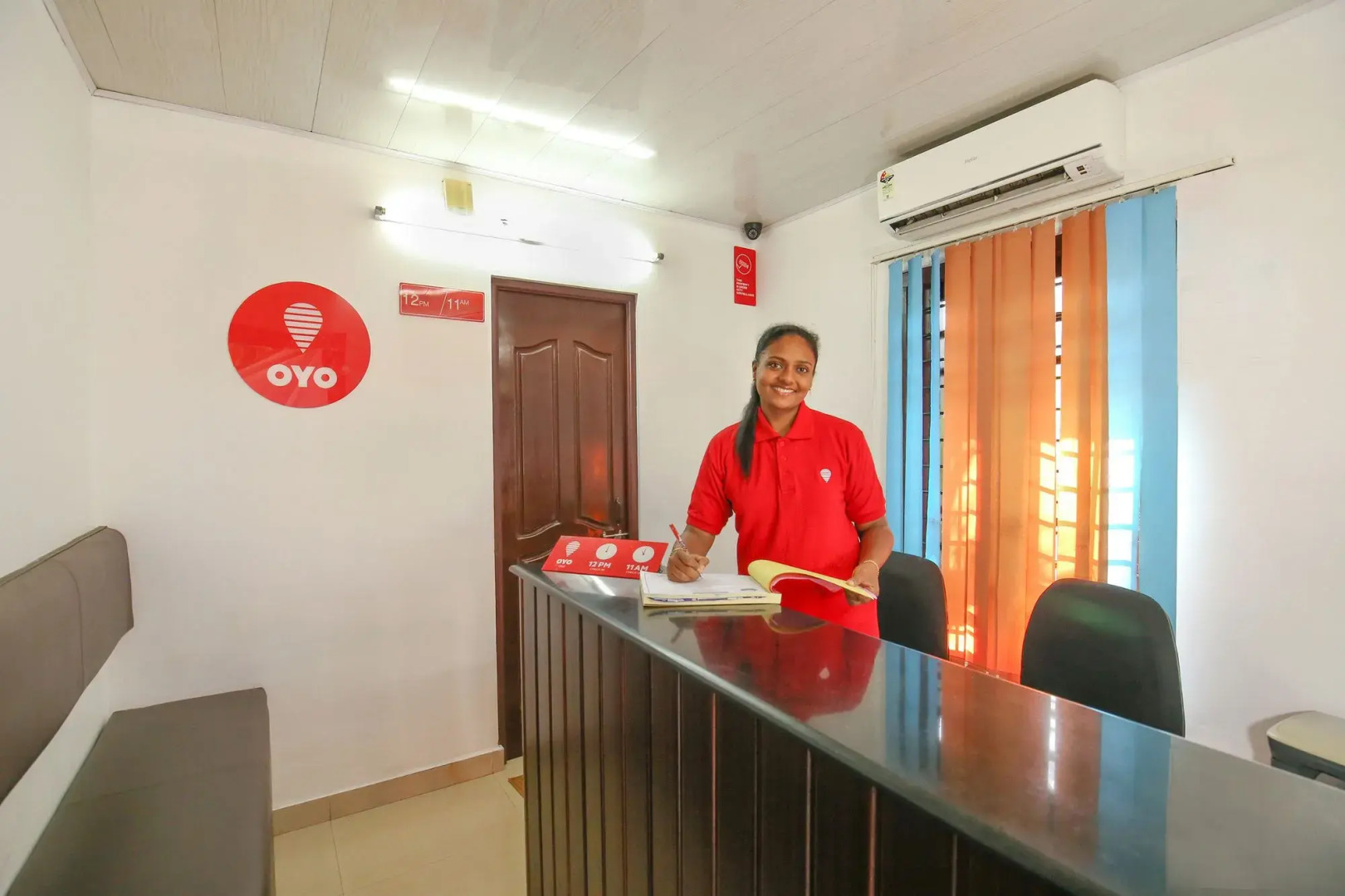 OYO 2114 Lake Garden