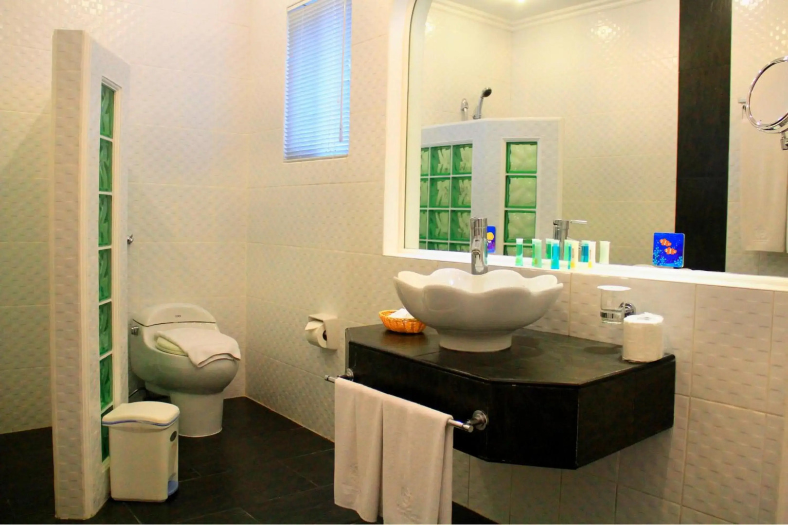 Monaco Suites de Boracay