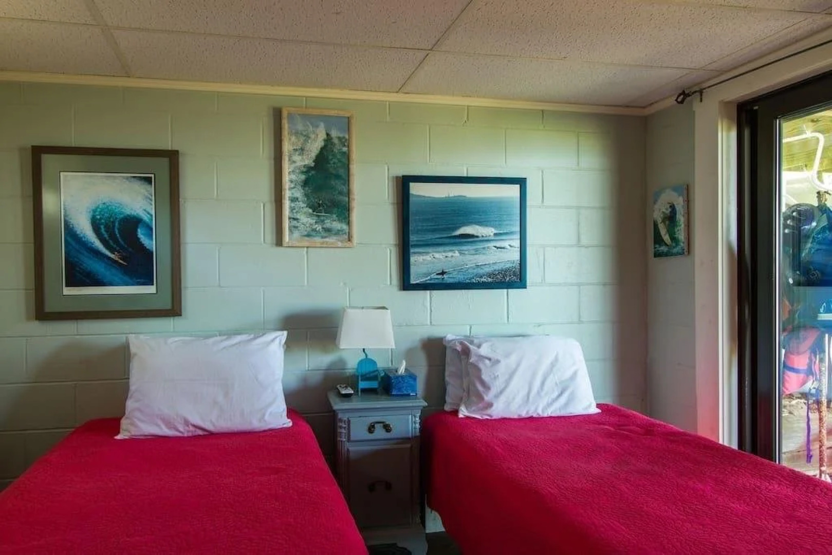 Spectacular Waterfront Cottage