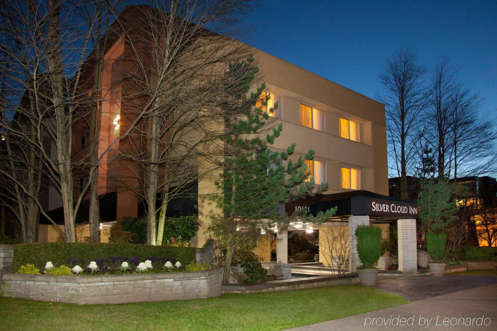 Silver Cloud Inn - Bellevue Downtown