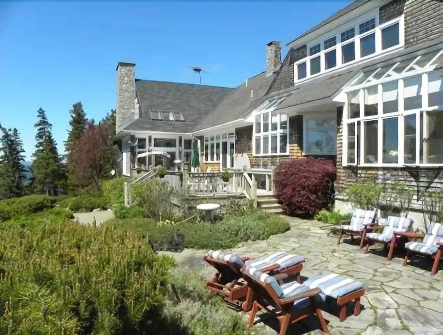 Ocean Garden Estate - Six Bedroom Home