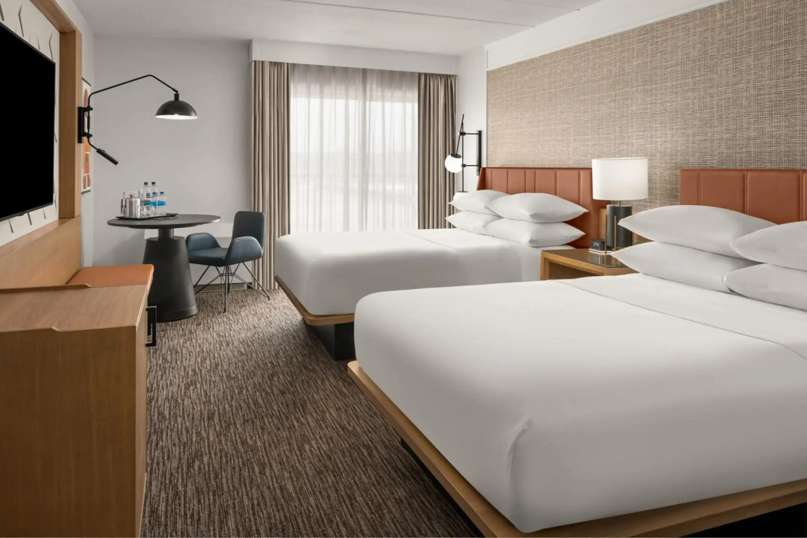 Sheraton Milwaukee Brookfield Hotel