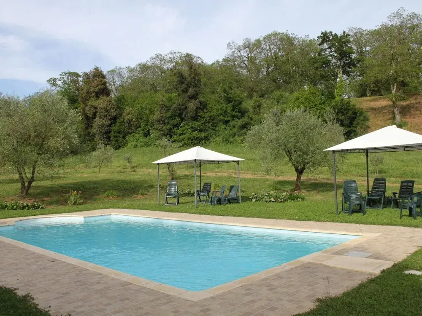Villa Near Lake Bracciano With Pool
