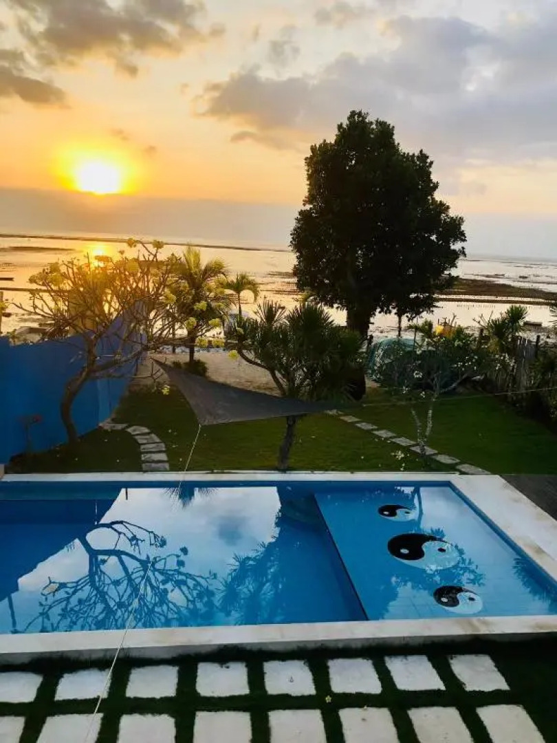 Lembongan Beach House