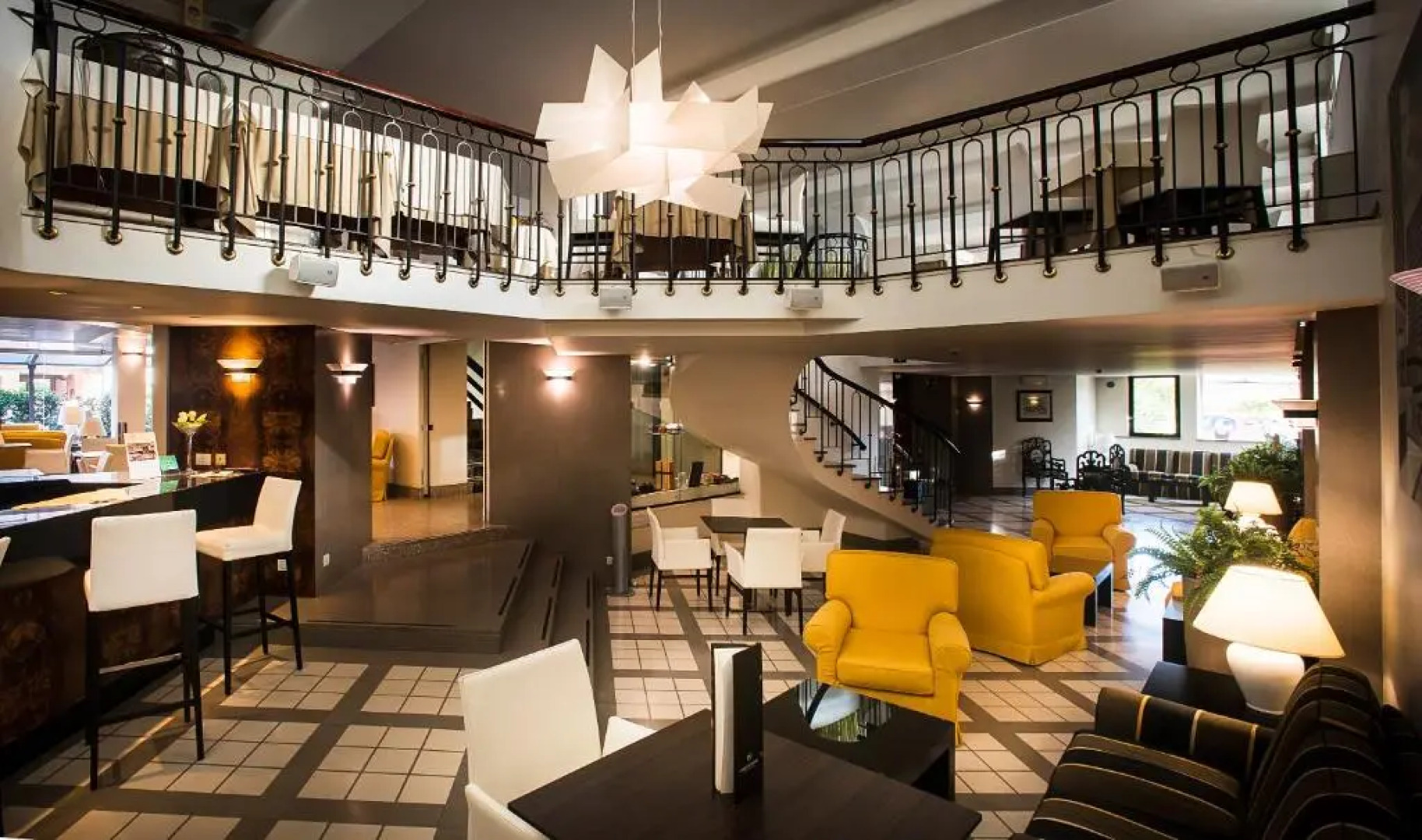 Sardegna Hotel, Suites & Restaurant