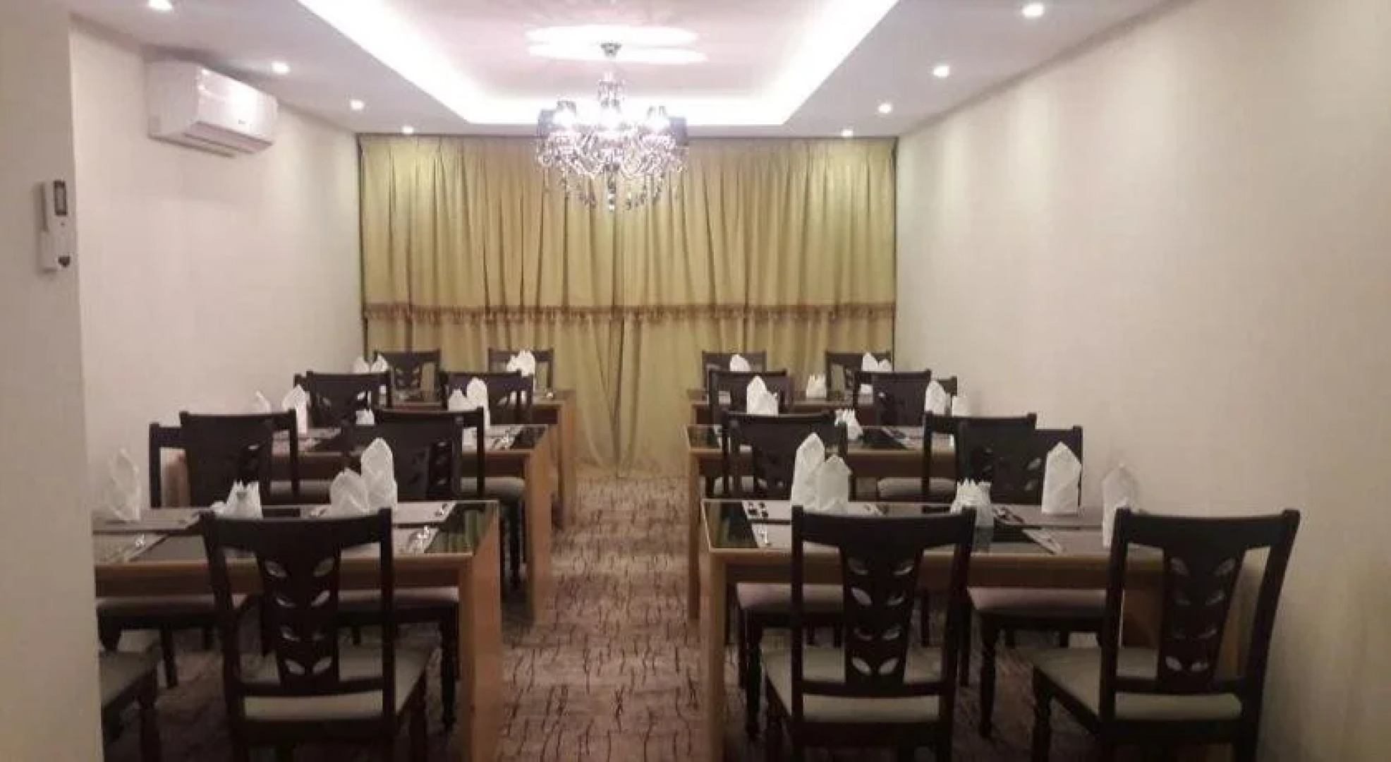Lavona Inn Hotel