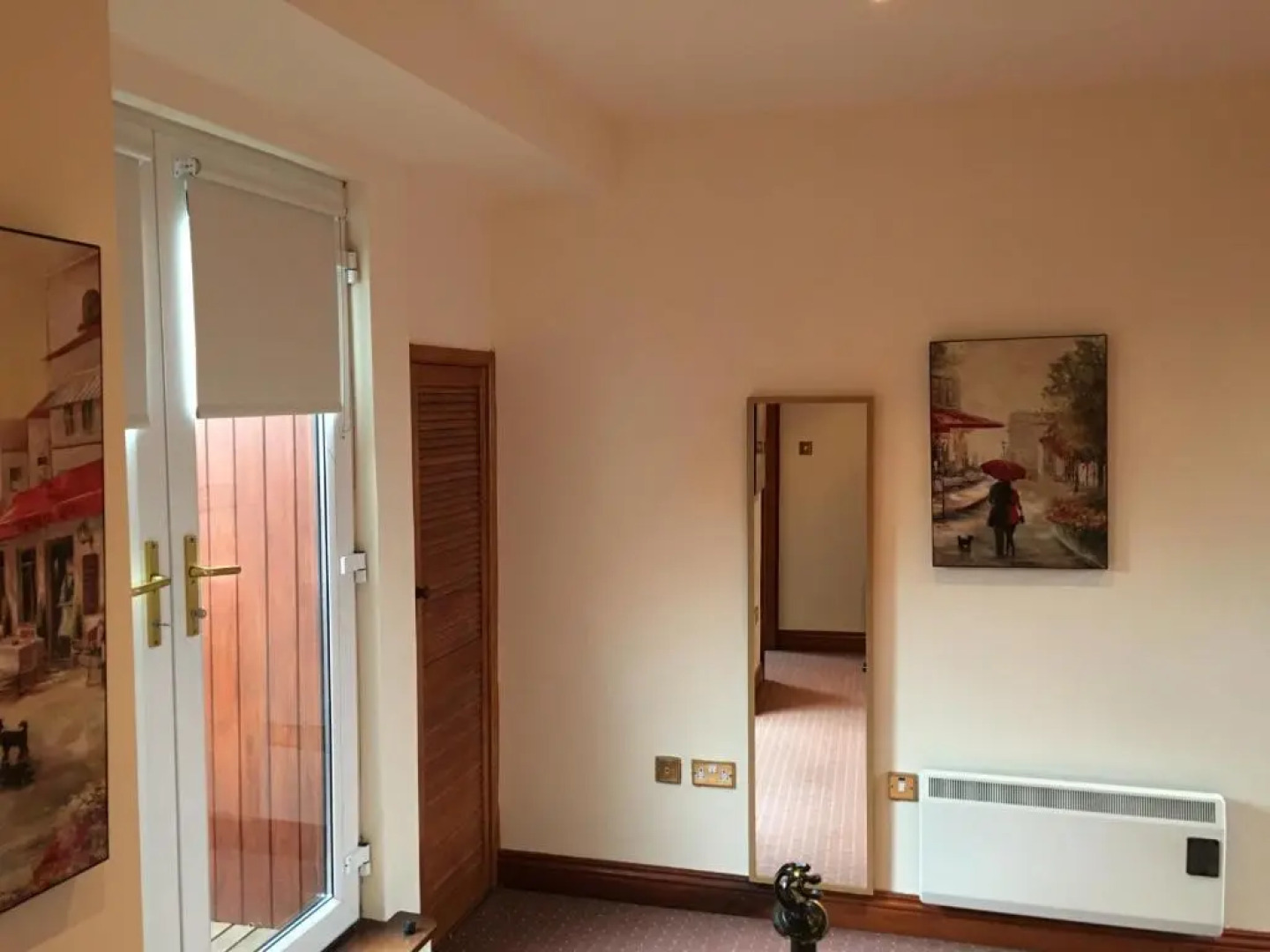 Riverside apartments Westport