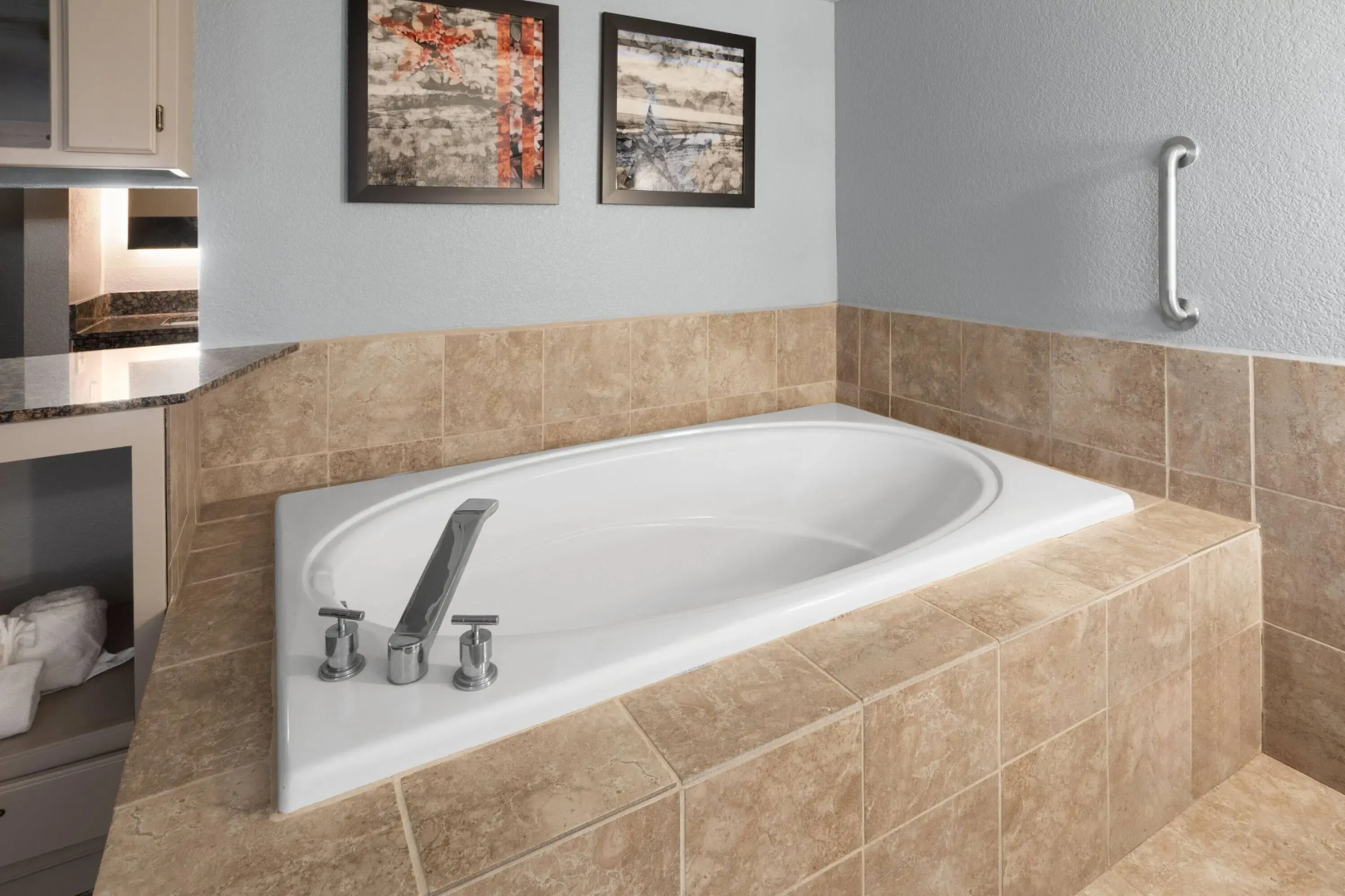 AmericInn by Wyndham Chippewa Falls