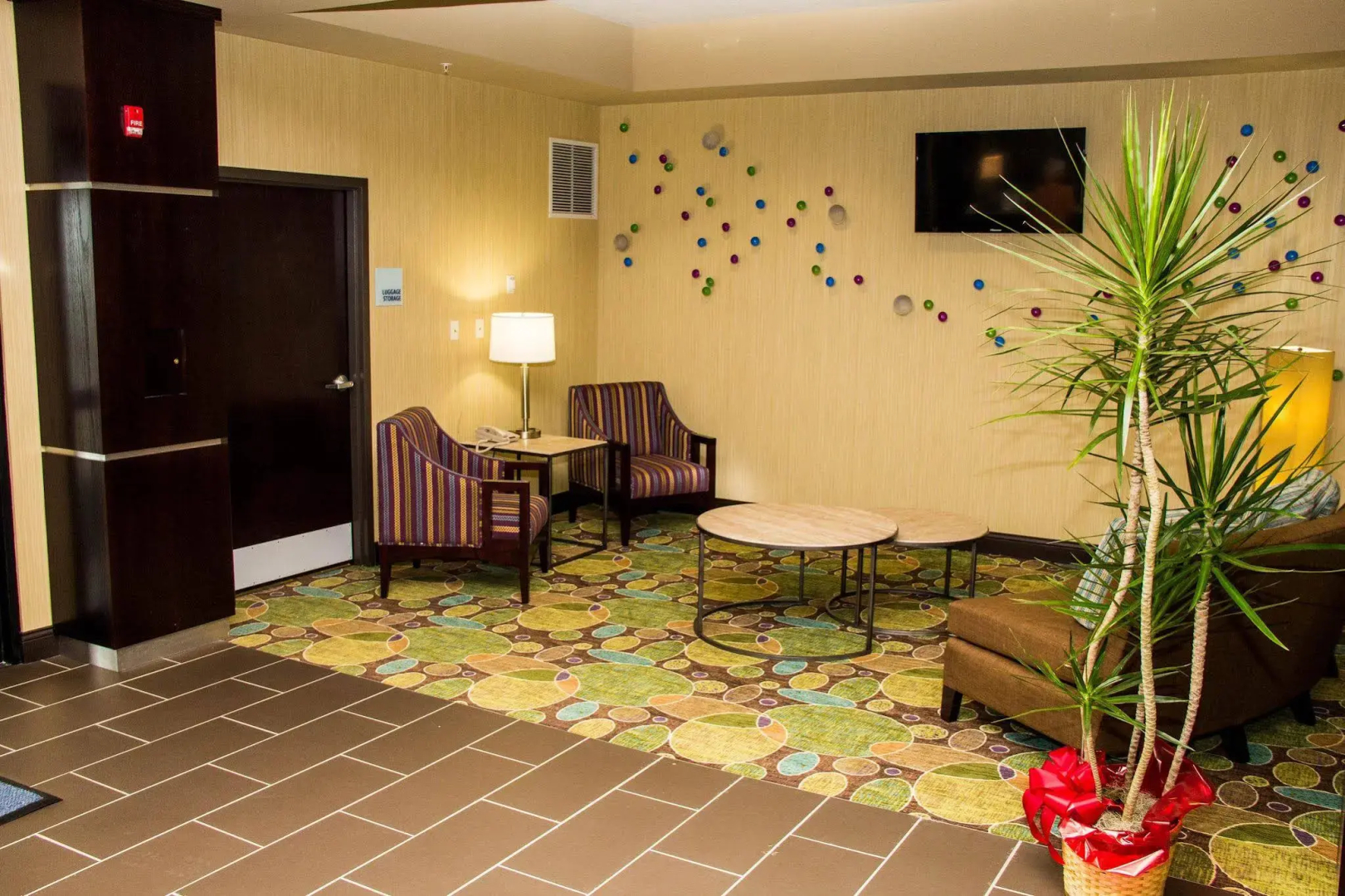 Holiday Inn Express & Suites Sikeston Southwest by IHG