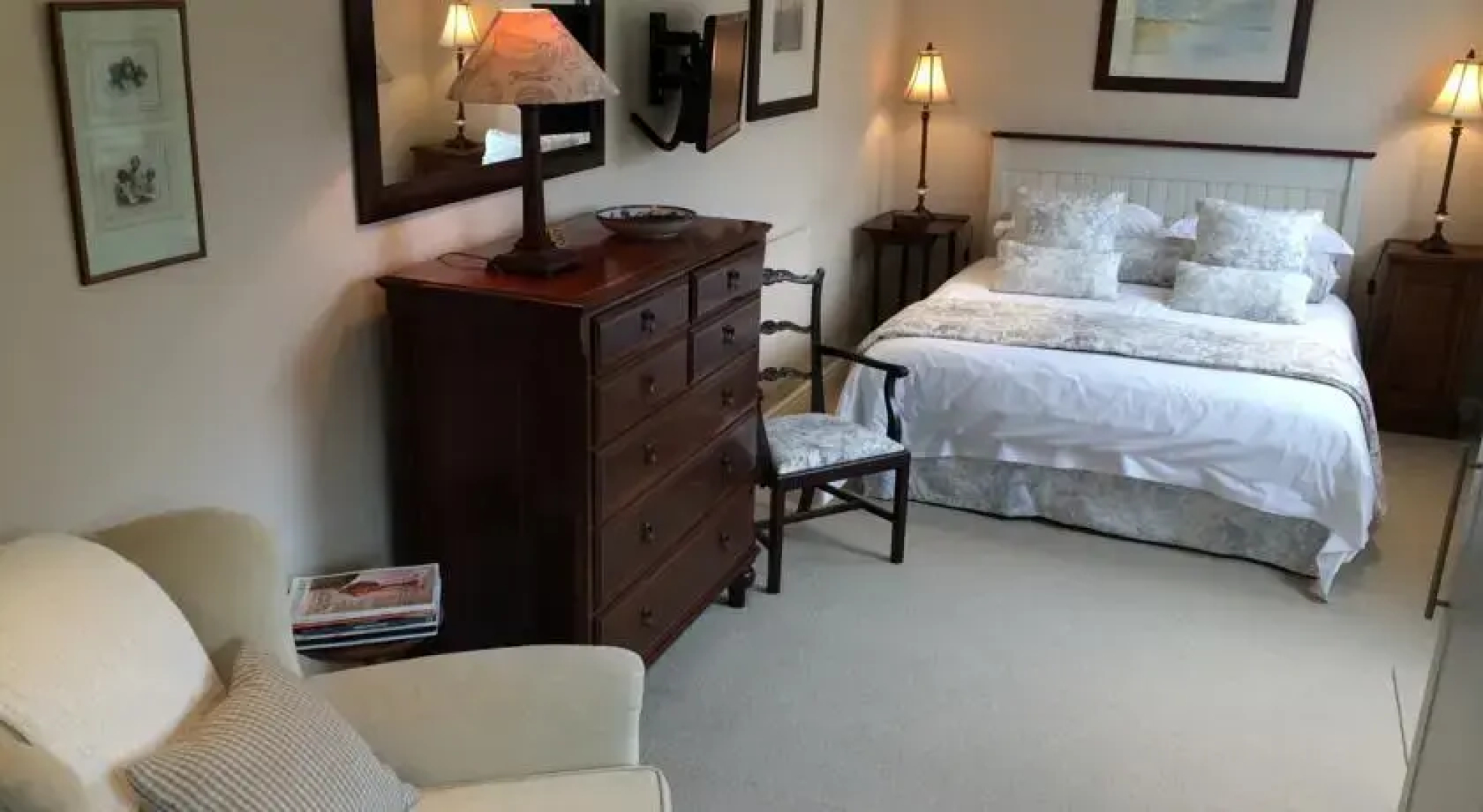 White Linen & Lavender B&B
