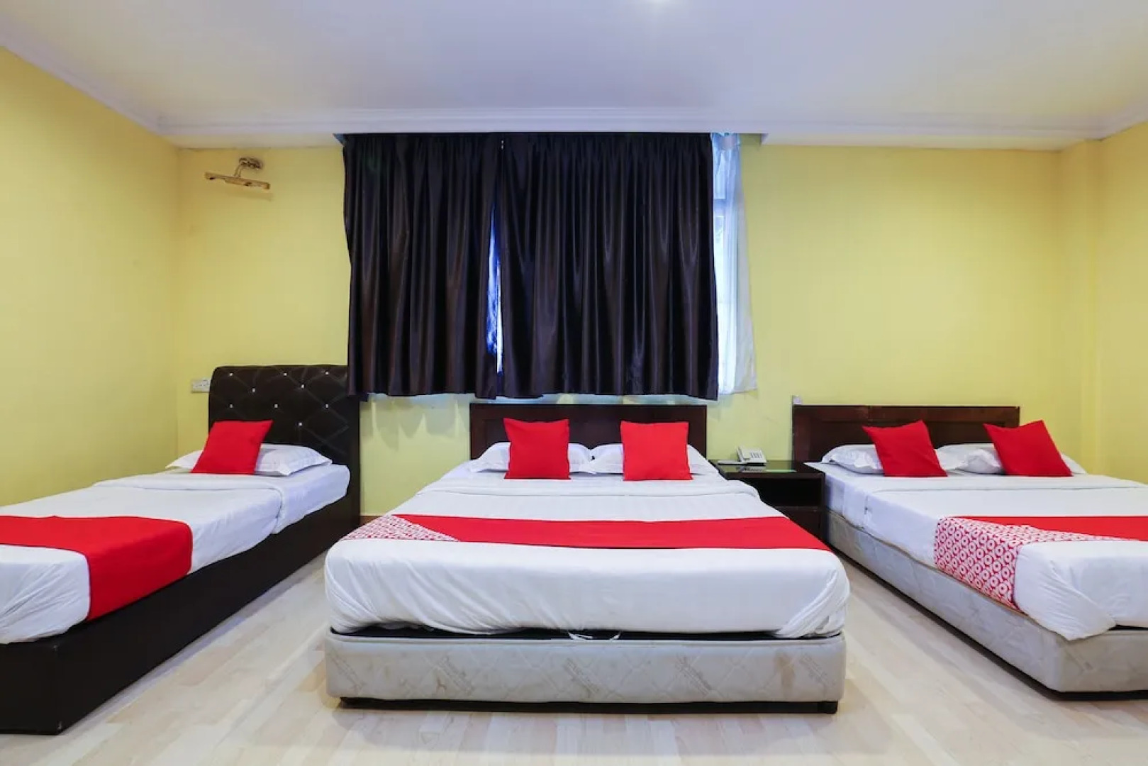 OYO 90098 Goa Inn Hotel