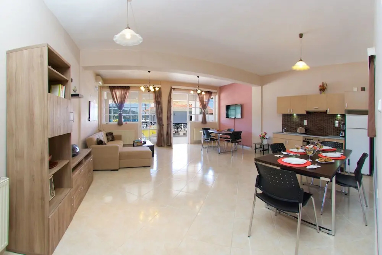 Sea Breeze Apartment