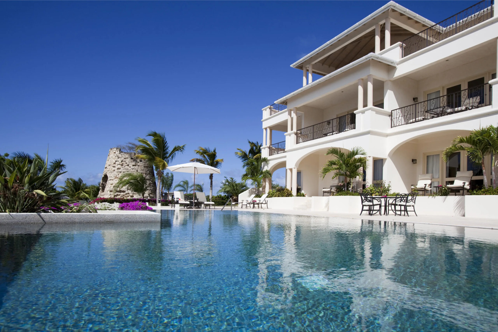 Blue Waters Resort & Spa