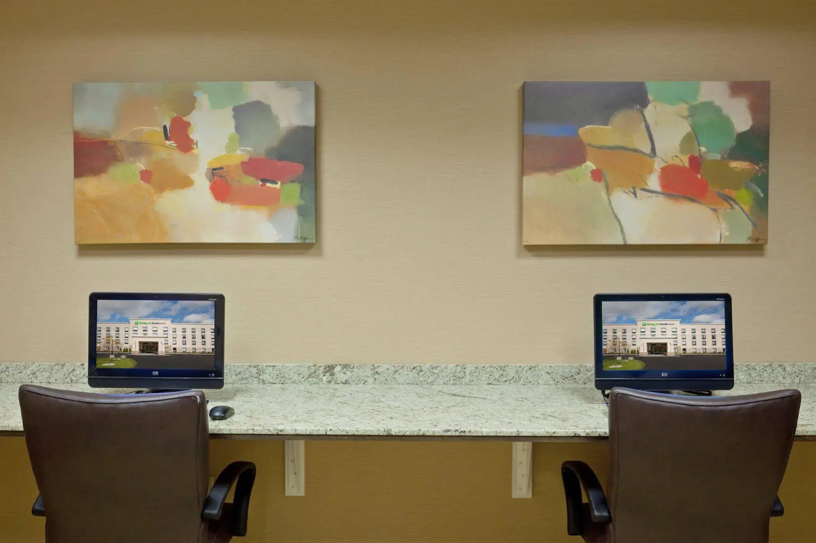 Holiday Inn Express Hotel & Suites Malone by IHG