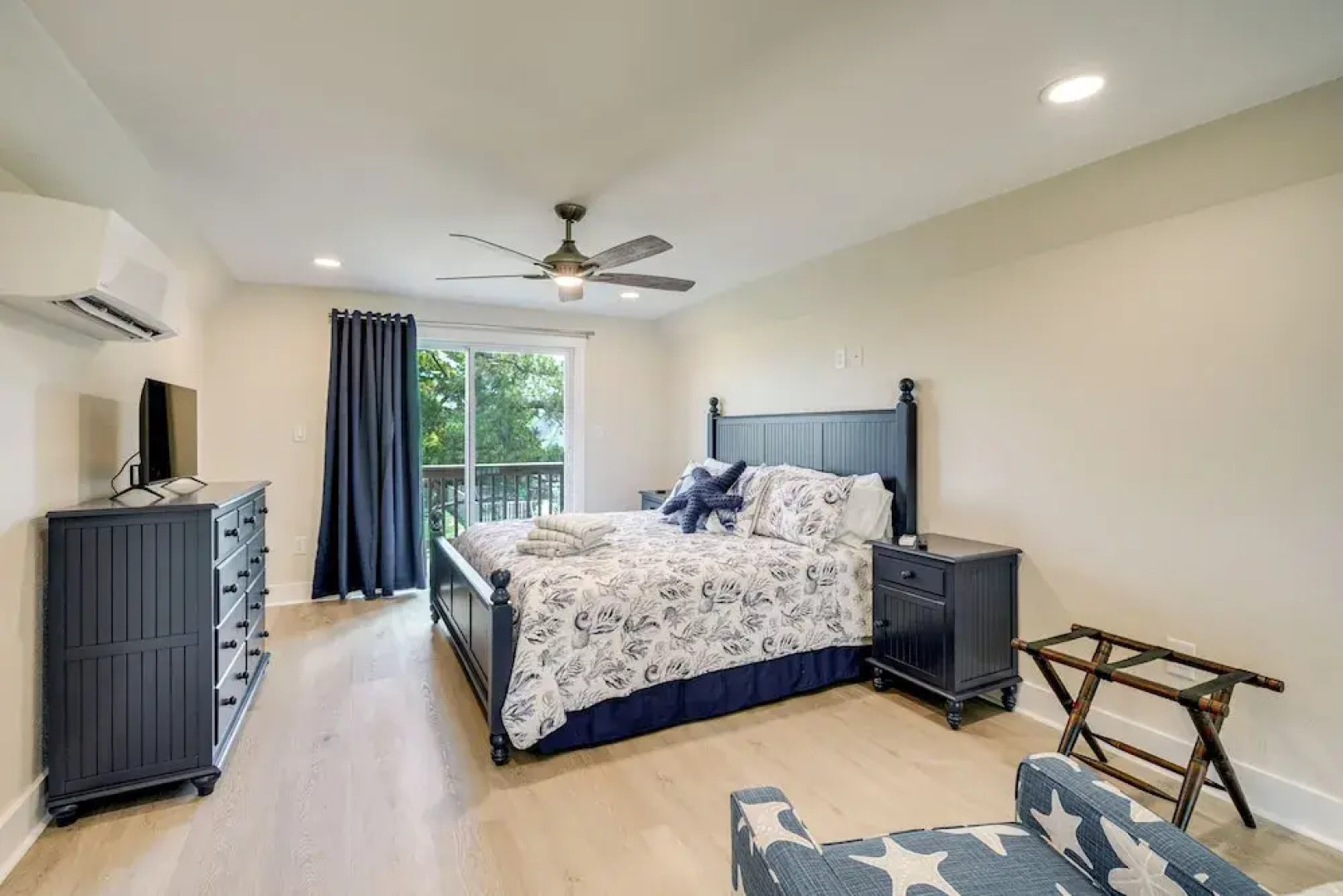 Private Dock & Beach Access: Outer Banks Area Home