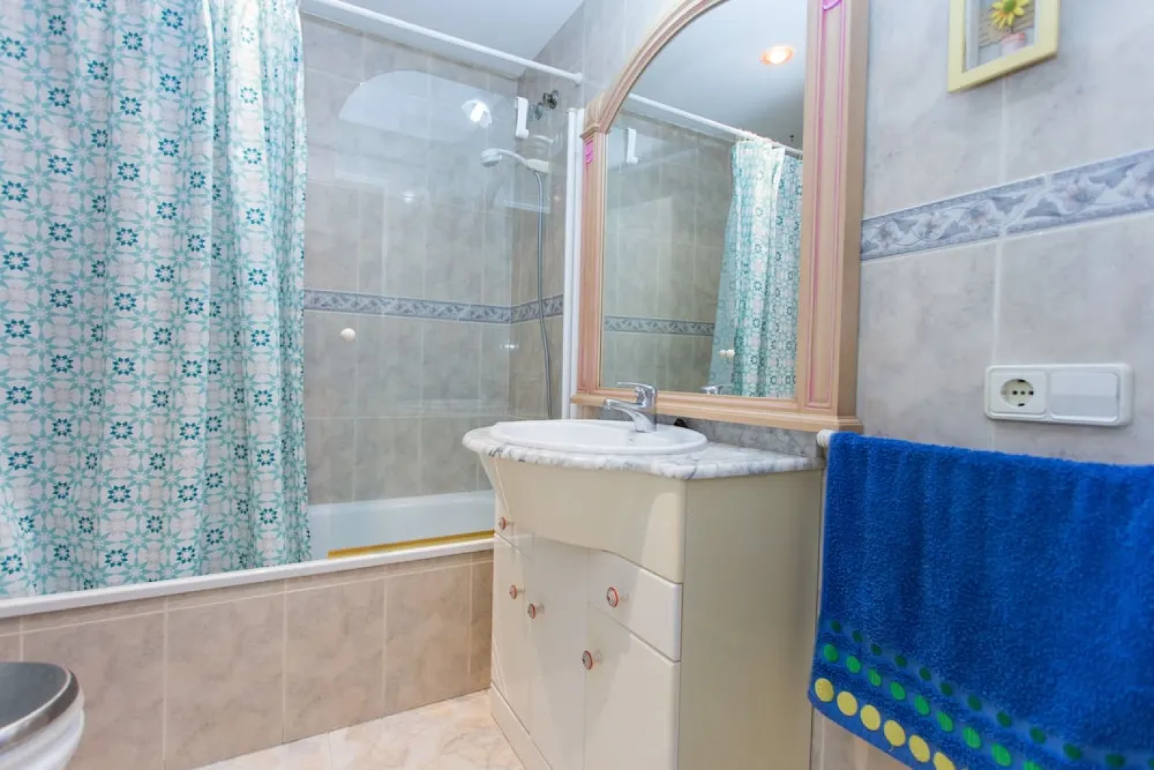 Ático dúplex en urbanización familiar