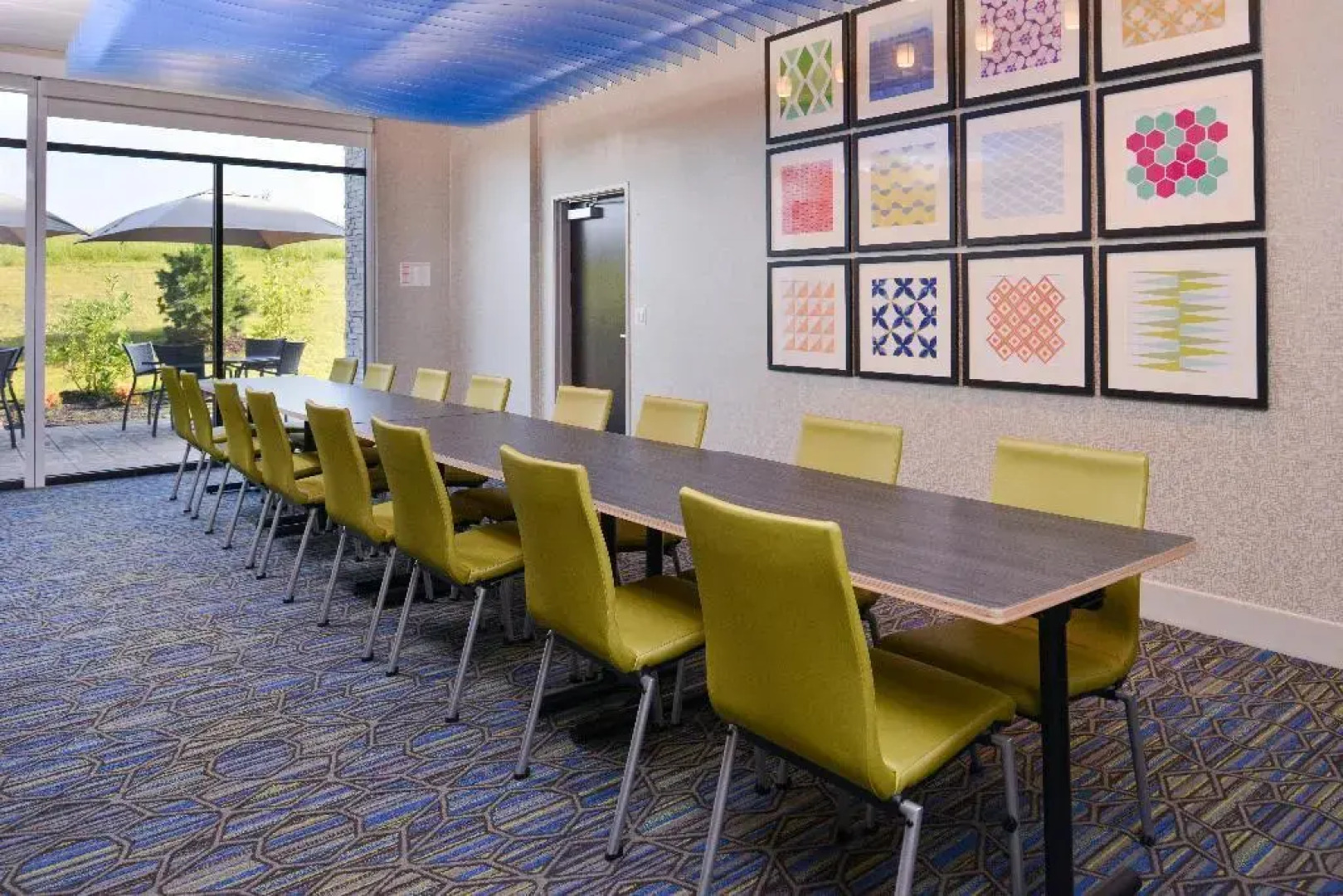 Holiday Inn Express & Suites Olathe West by IHG