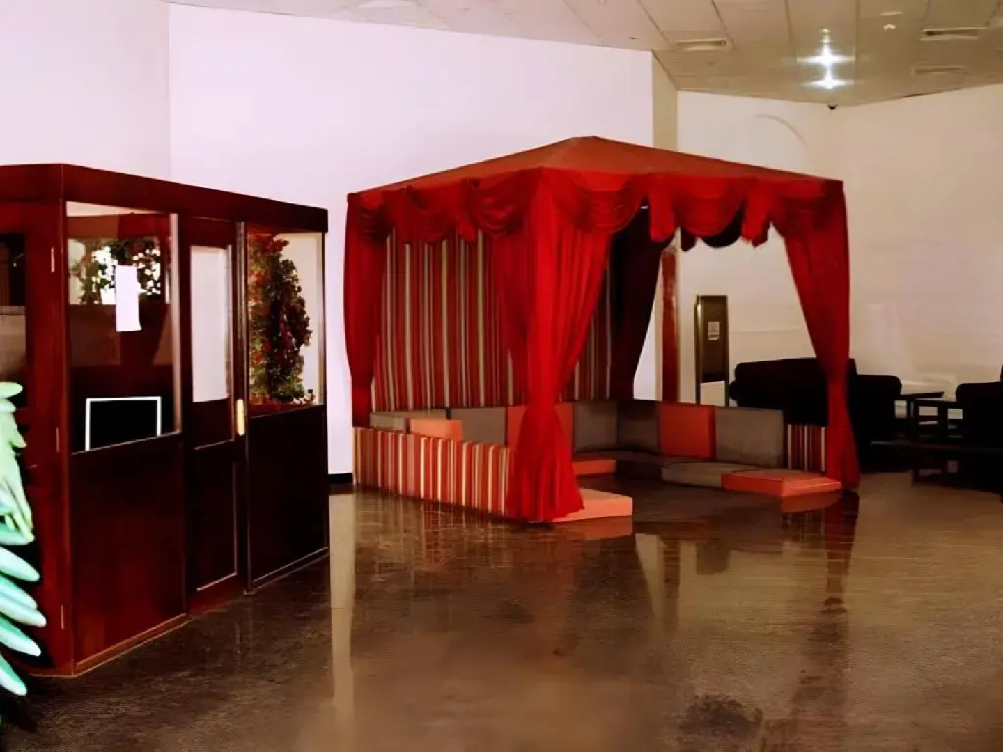 Al Sharqiya Sands Hotel