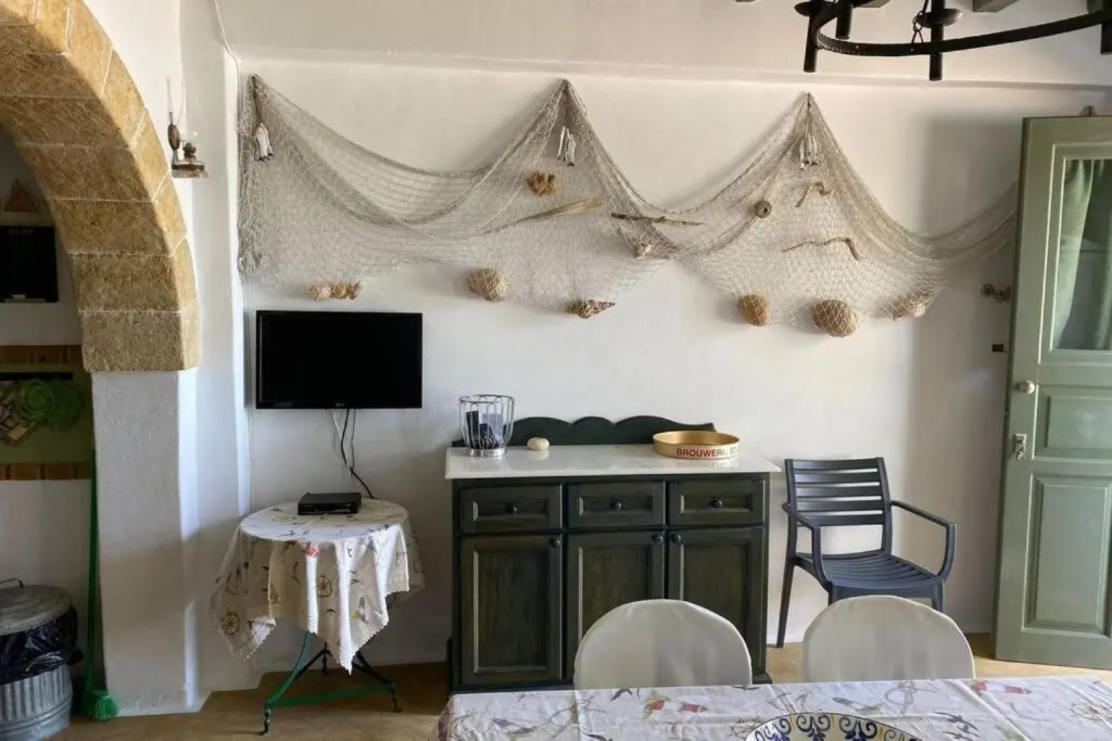 Diakofti Fishermen beachfront house