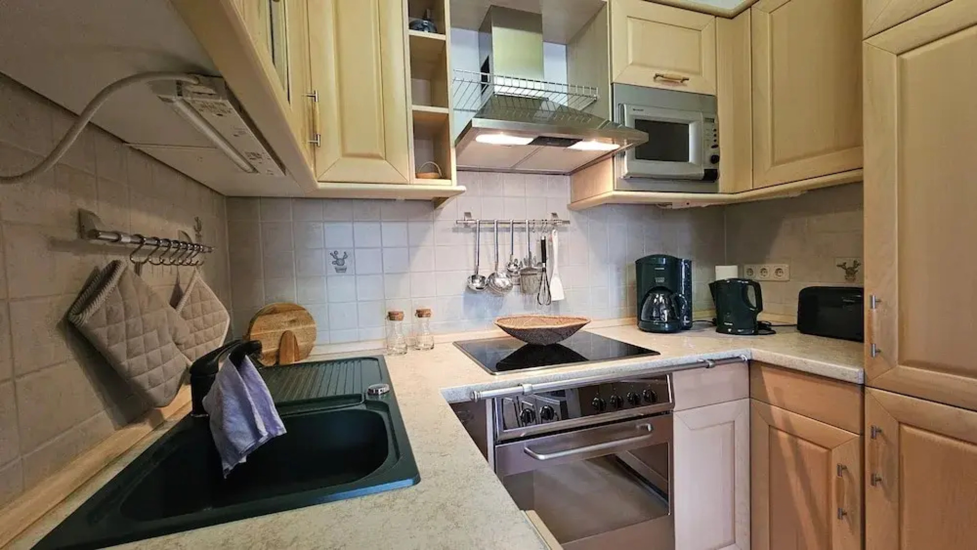 Pension Weiße Rose I Frühstück Parkplatz