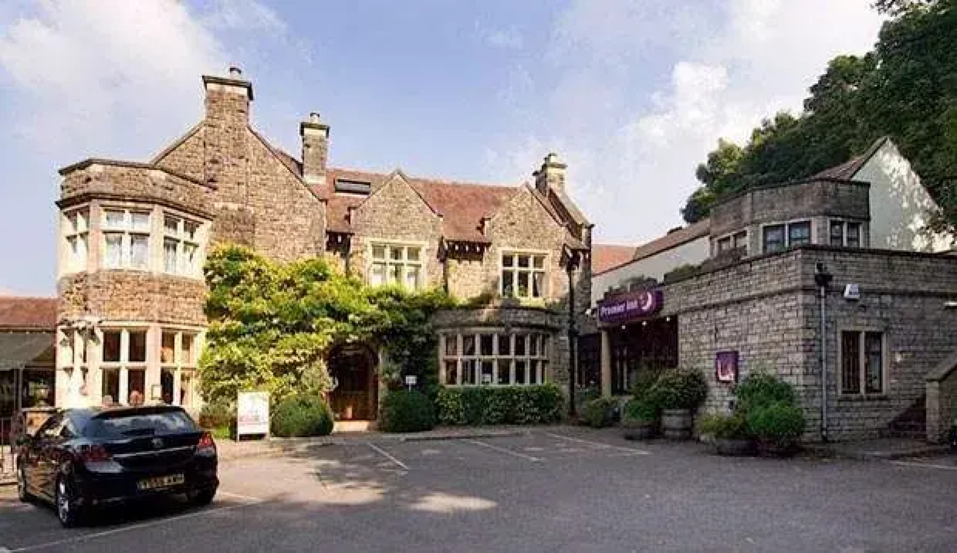 Premier Inn  Bristol Sidcot (A38)