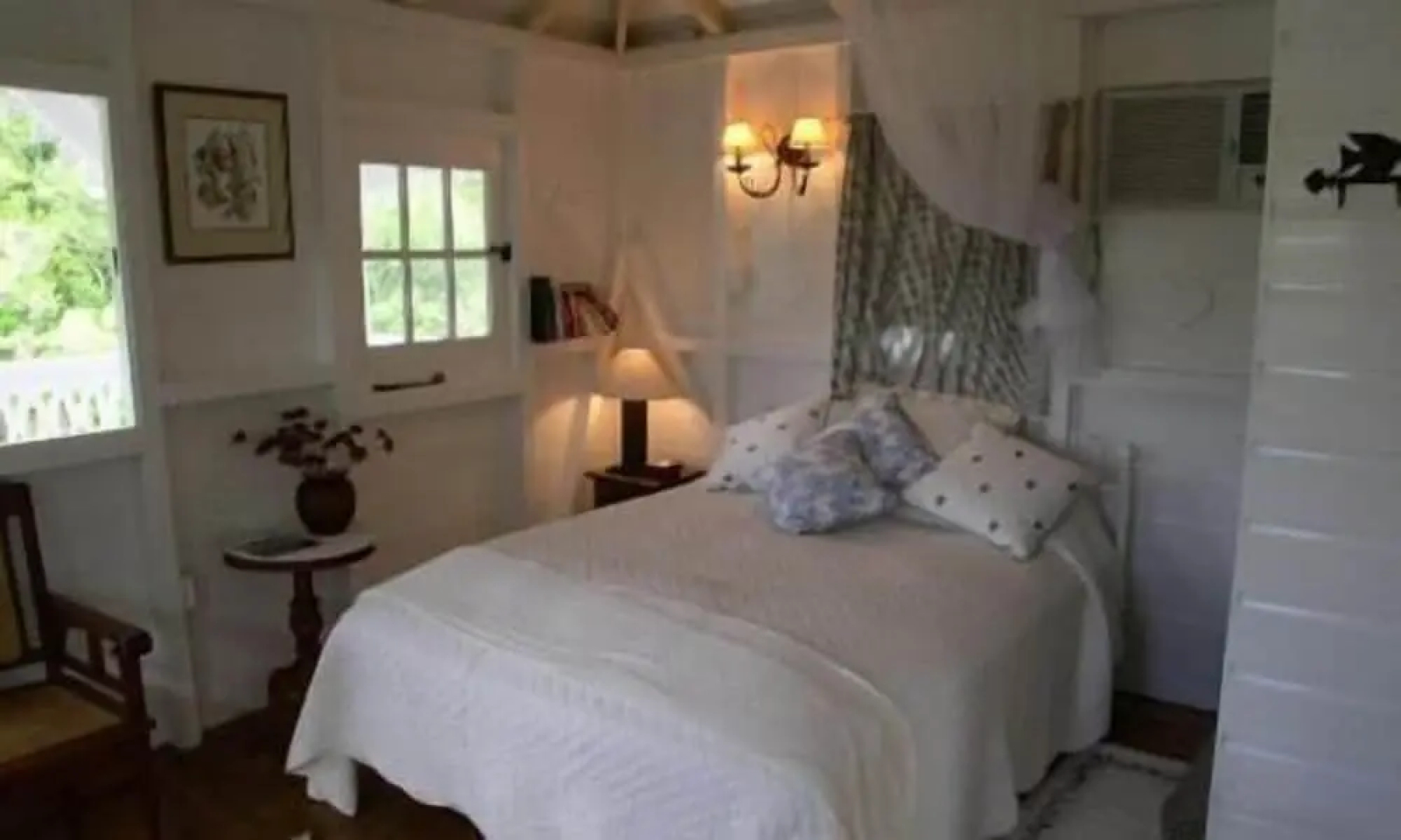 Fire Fly Cottage
