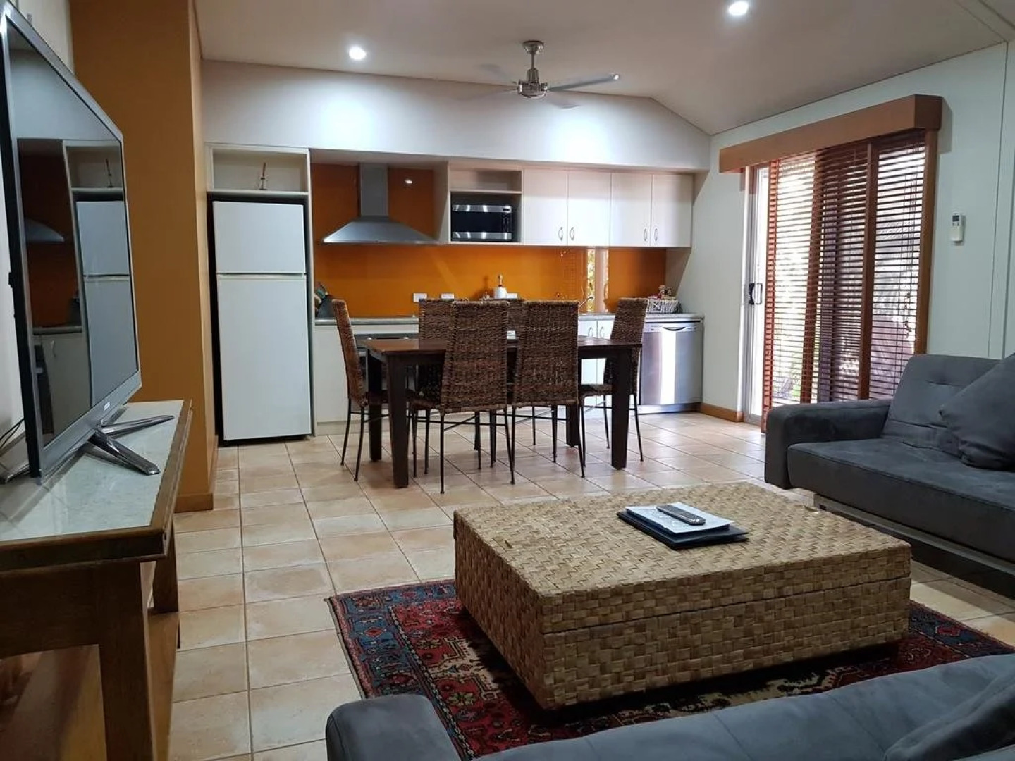 Samson Beach Chalets