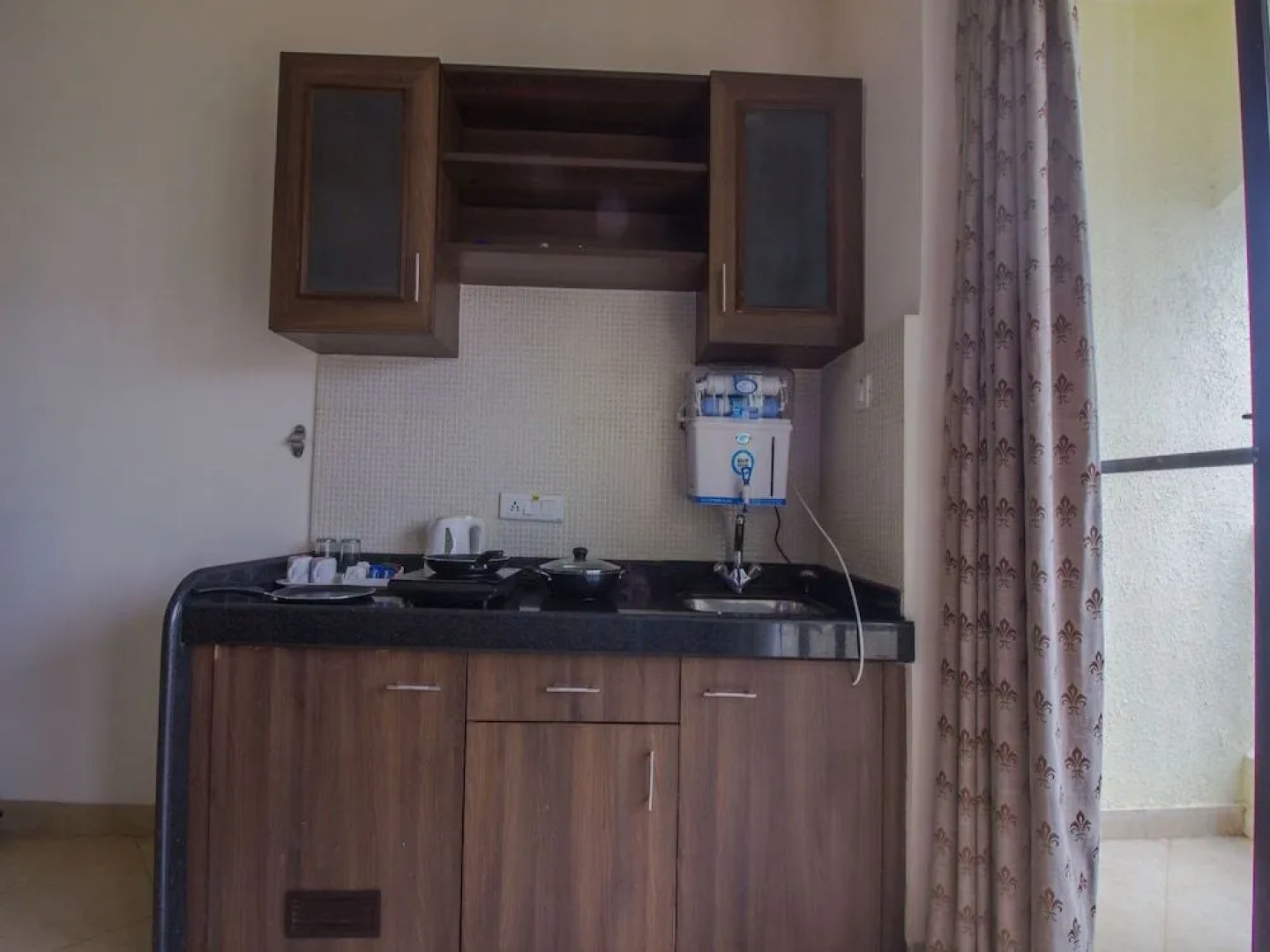 OYO 16805 Home Pool View 2BHK Assagaon