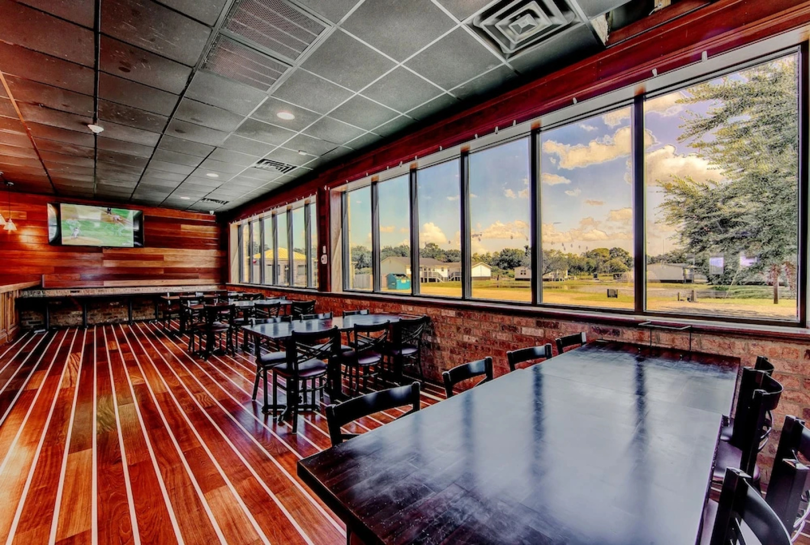 Southern Breeze Lodge