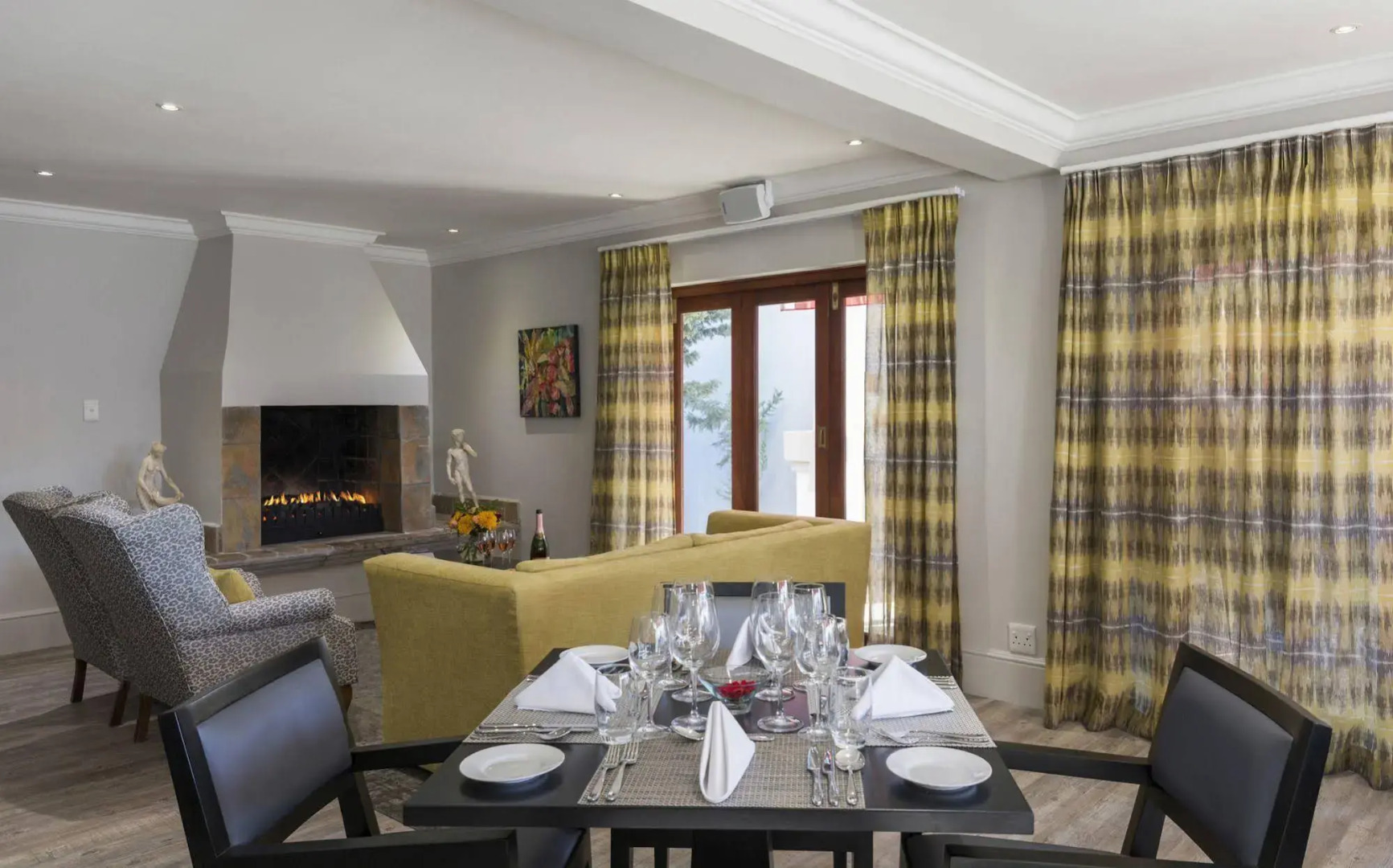 Villa Tuscana By Mantis