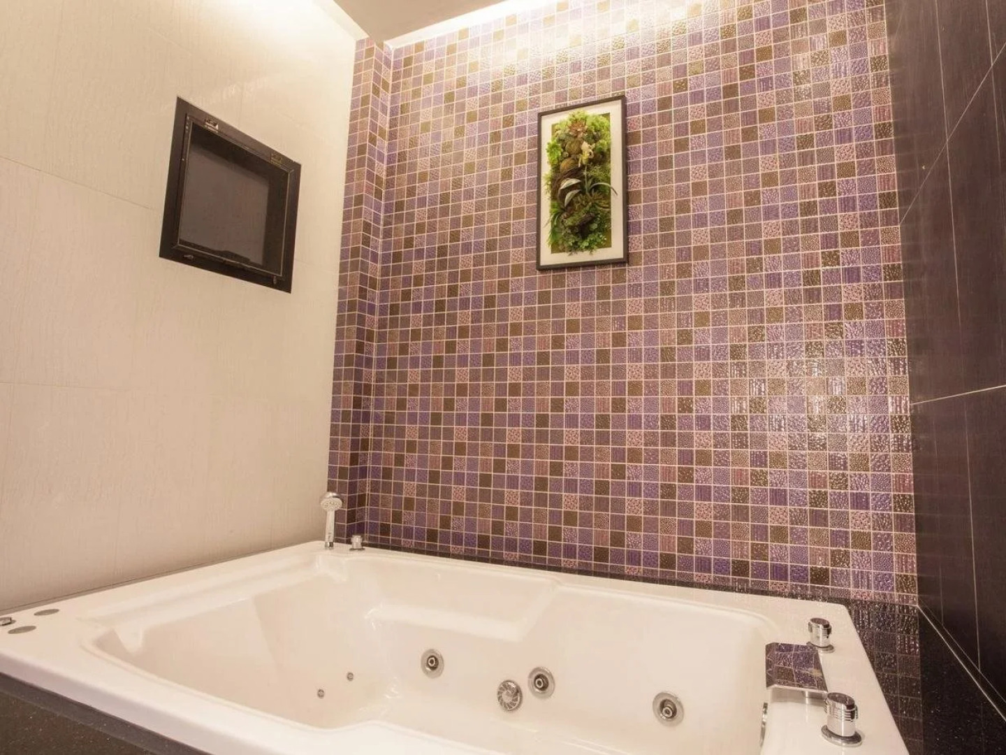 Get Link Hip Hua Hin Hotel