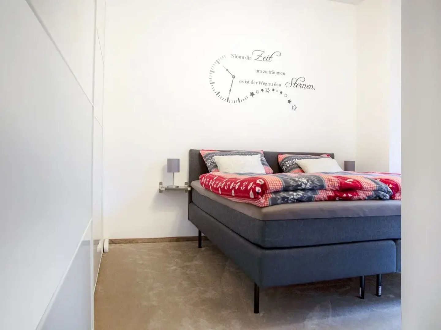 Simplistic Apartment in Neukieritzsch With Garden