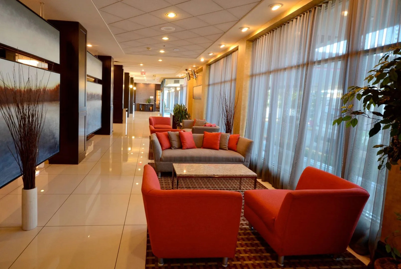 Armon Plaza Montreal Airport